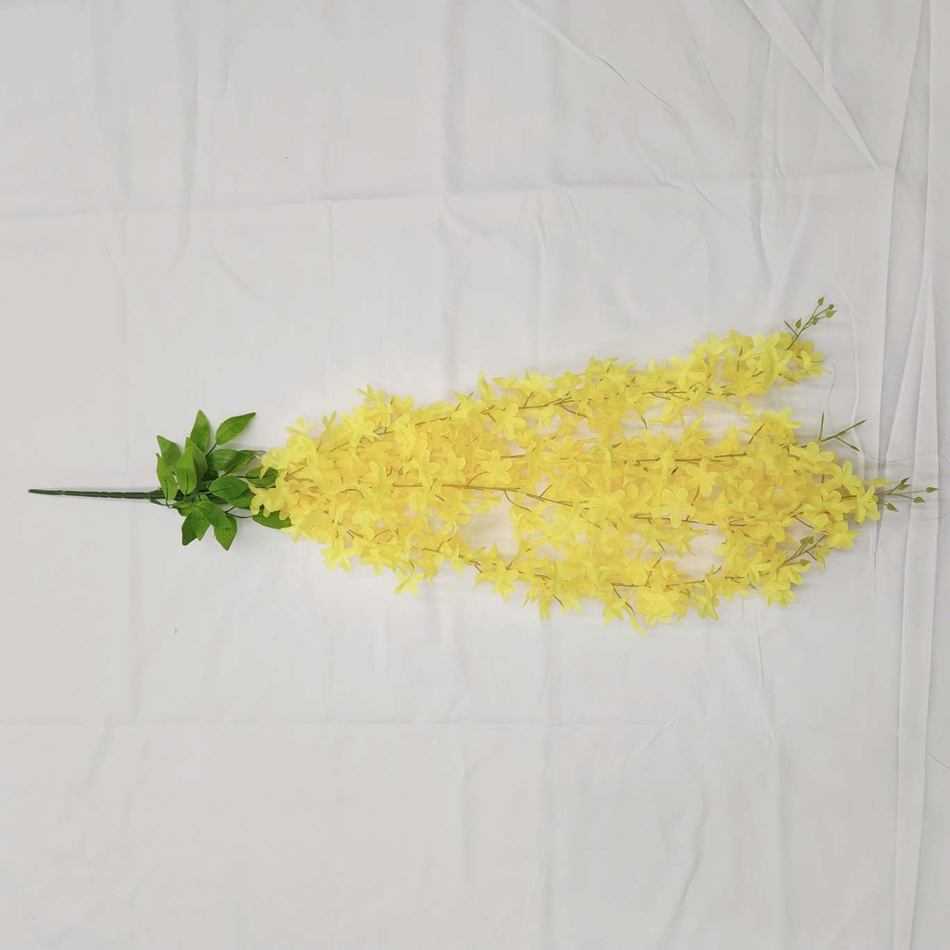 4-pronged lilac office culture simulation garden rose pole torch Carnival night guide tool electroplated rose crochet bouquet Application Scenario