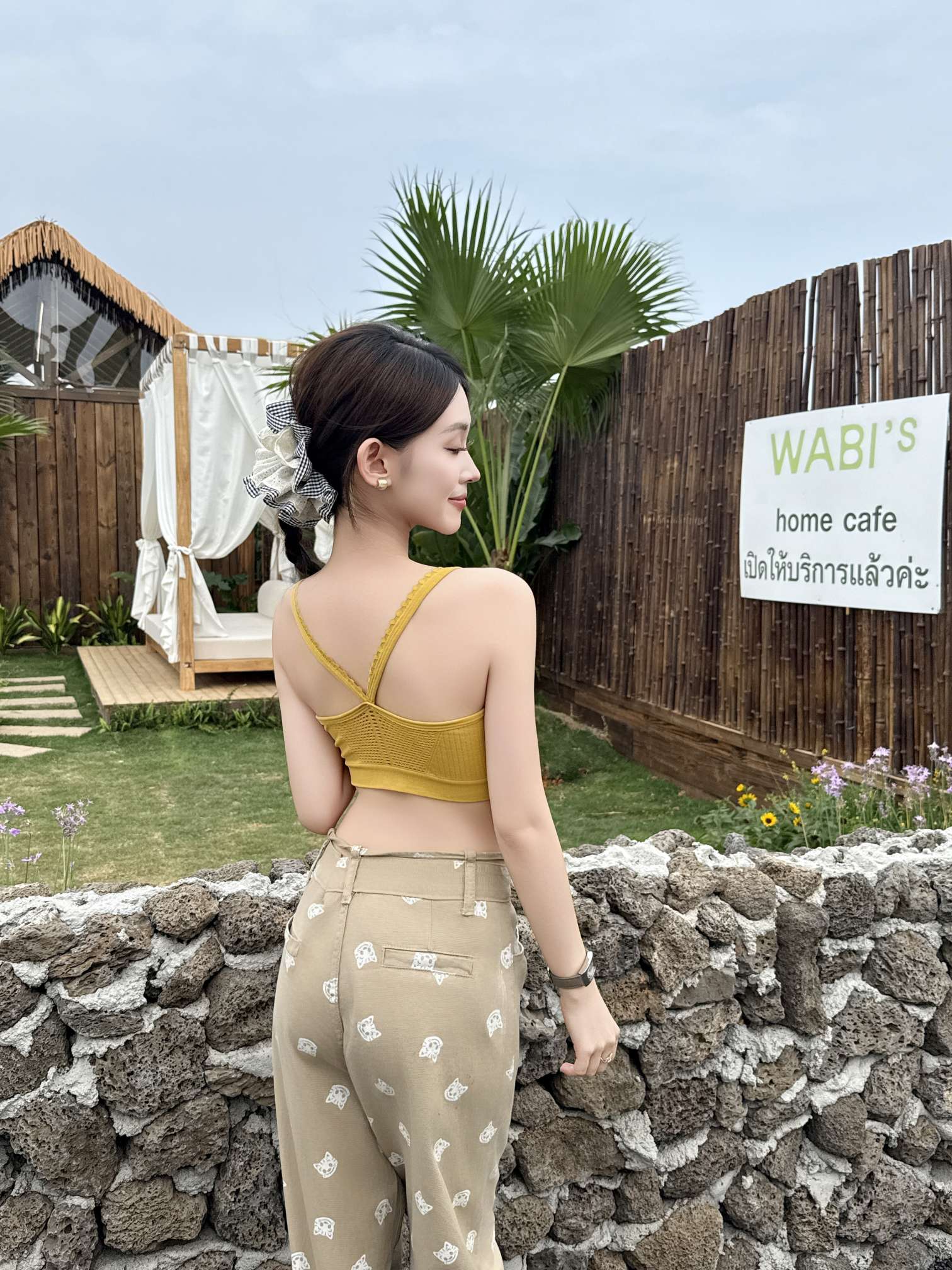 Sexy lace and beautiful back bra undefined