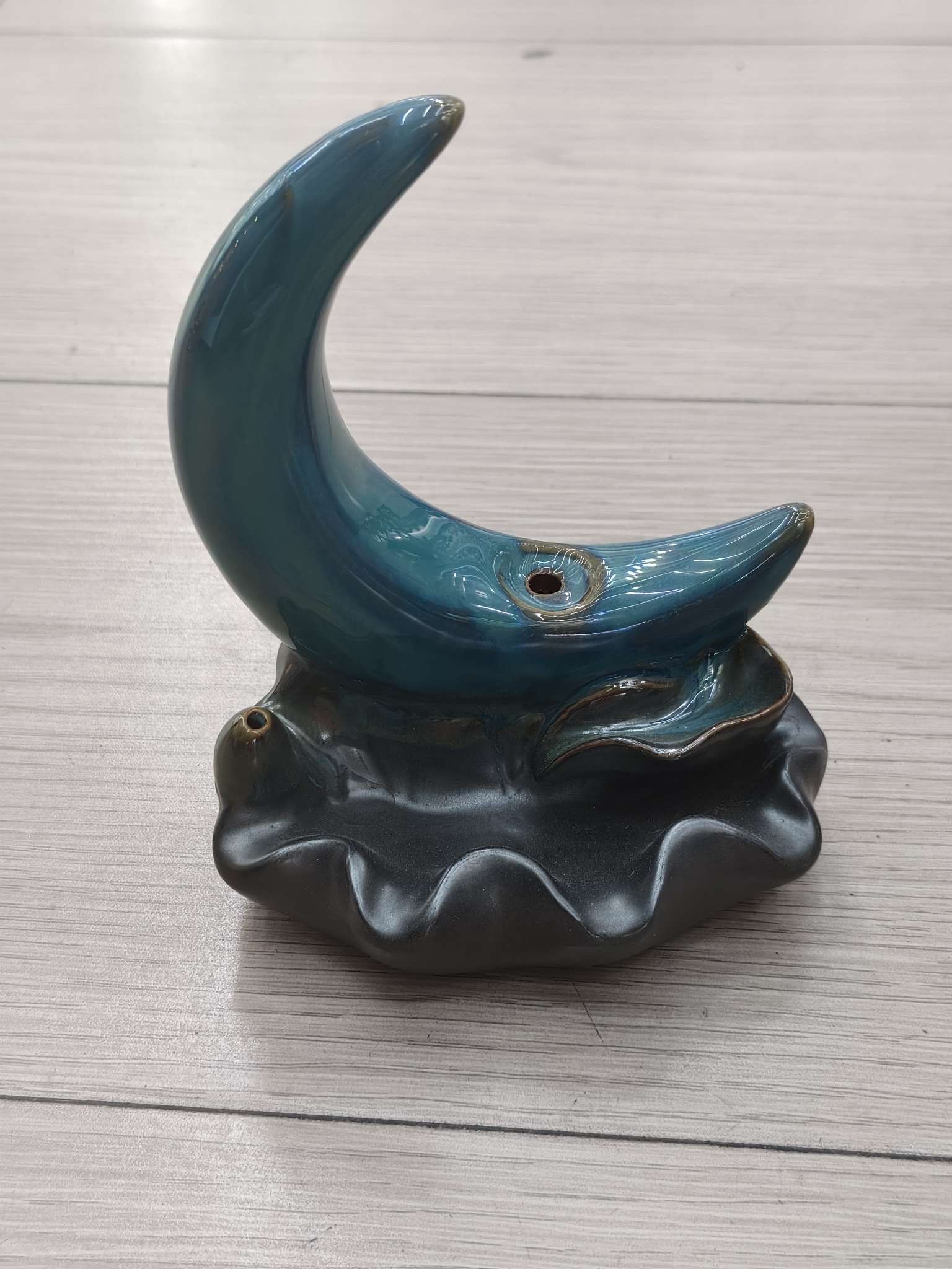 一件绿色工艺品陶瓷月亮倒流香香炉陶瓷摆件详情图1