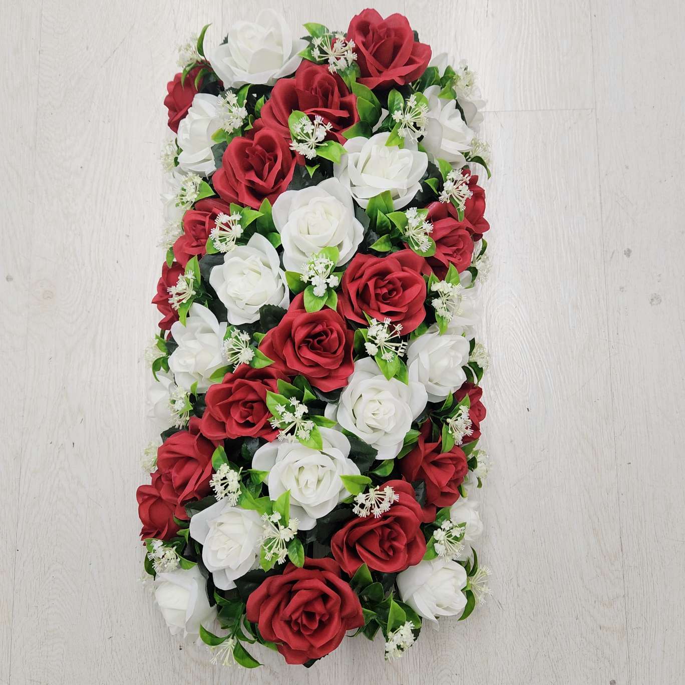 大弯形拱门花排包柱子办公仿真园艺玫瑰花杆火把狂欢夜导具电镀玫瑰钩织花束装饰品产品图