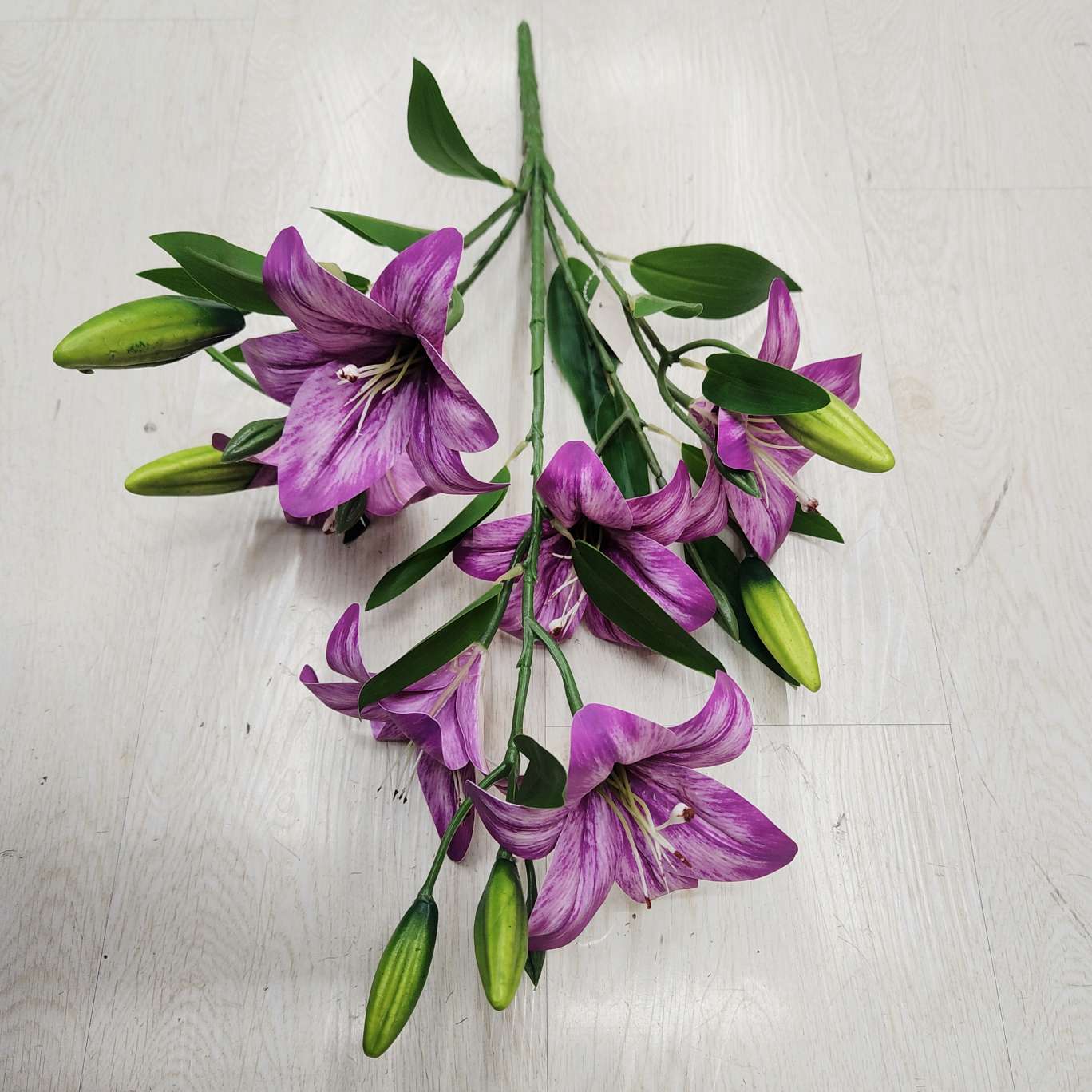 5叉3D带花苞百合办公文化仿真园艺花礼盒 仿真花毛线钩织簪花毛线花装饰品详情图3