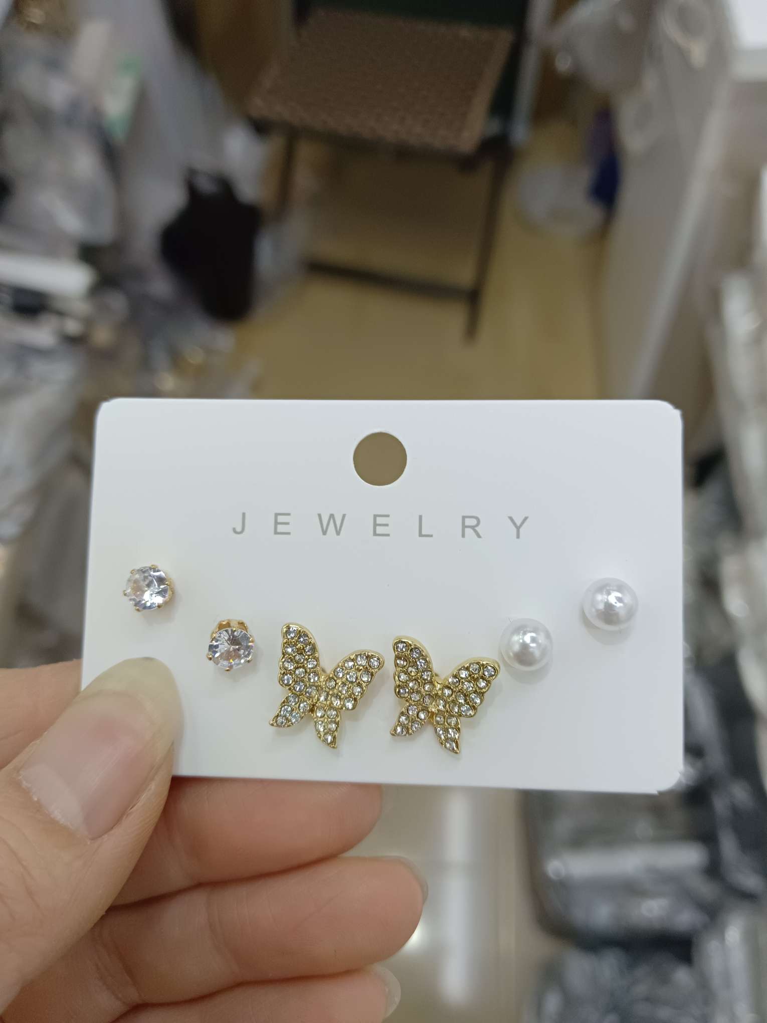 耳钉饰品