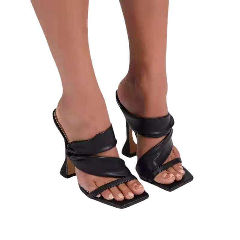 2021 Summer new large-sized high-heeled sandals, thin-heeled square toe, golden foreign trade European and American style slippers, women's High heels details Picture