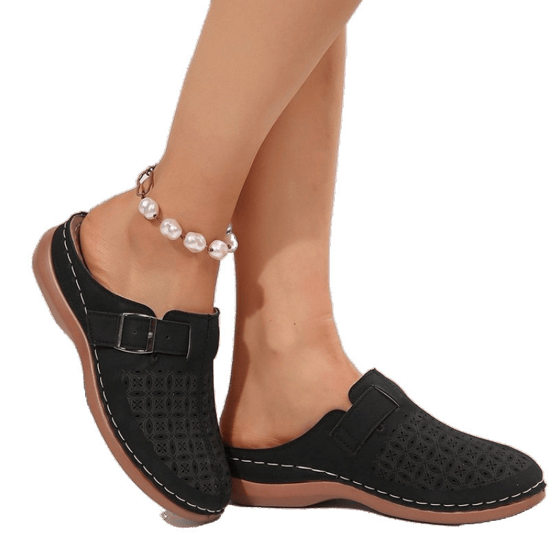 Large-sized Baotou flat-bottom casual half-slipper for women, 2025 new solid color wedge heel metal buckle beach slipper Item Picture