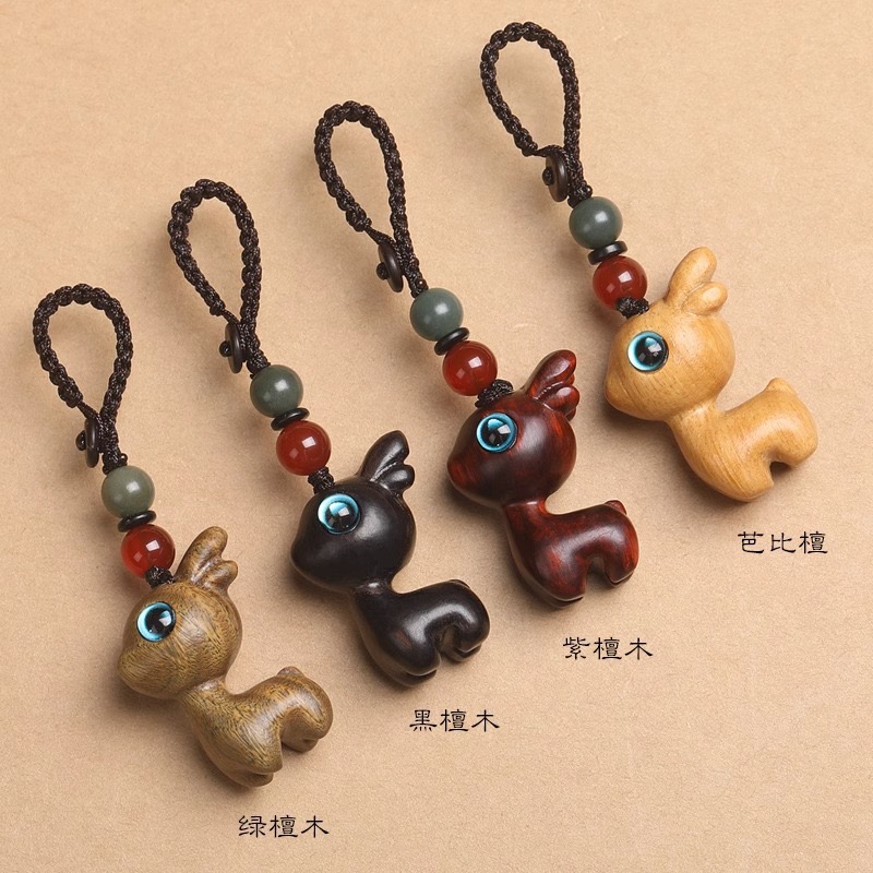 紫檀绿檀黑檀芭比檀雕刻小鹿钥匙扣包挂厂家批发