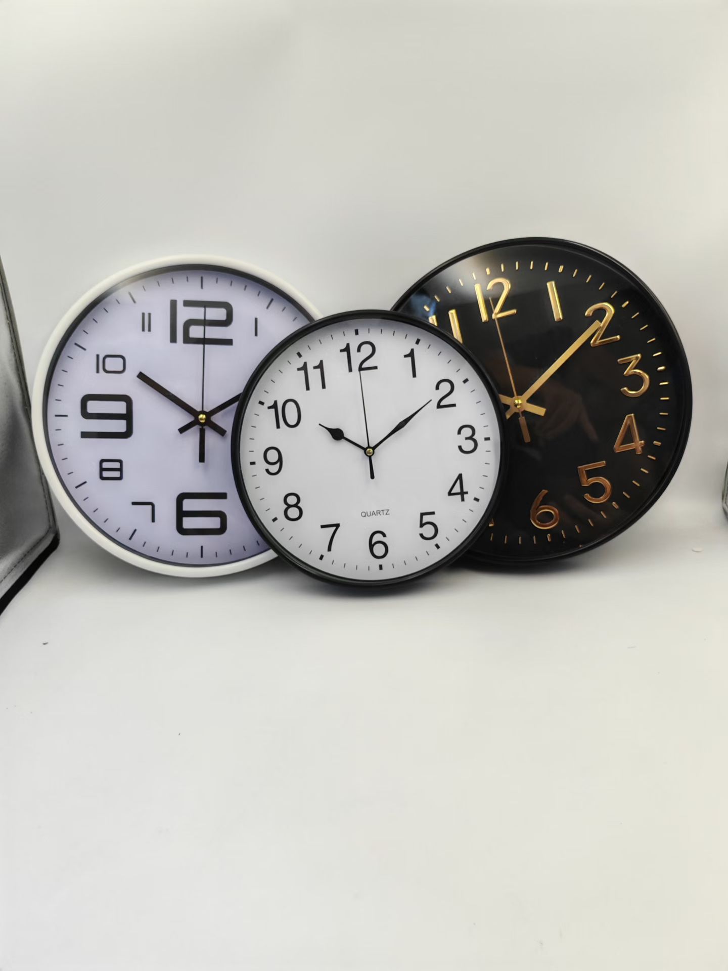 2025新款家饰挂钟壁钟墙贴钟木质座钟客厅挂表摆钟简约现代设计钟表