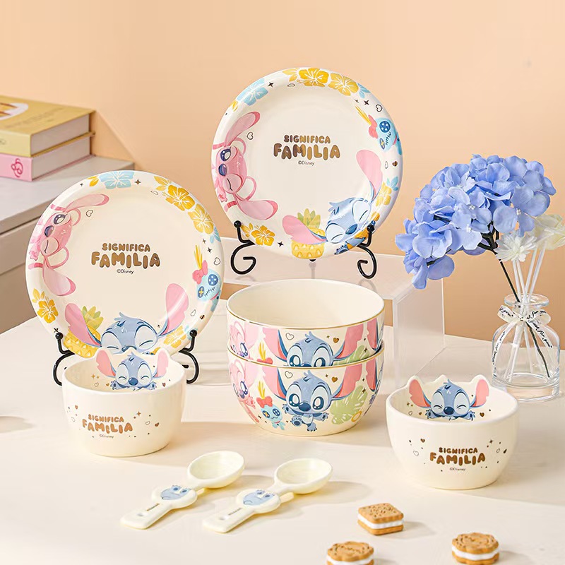 Christmas ceramic cups, personalized coffee and water cups, insulated daily necessities ceramic cups, creative gifts details Picture