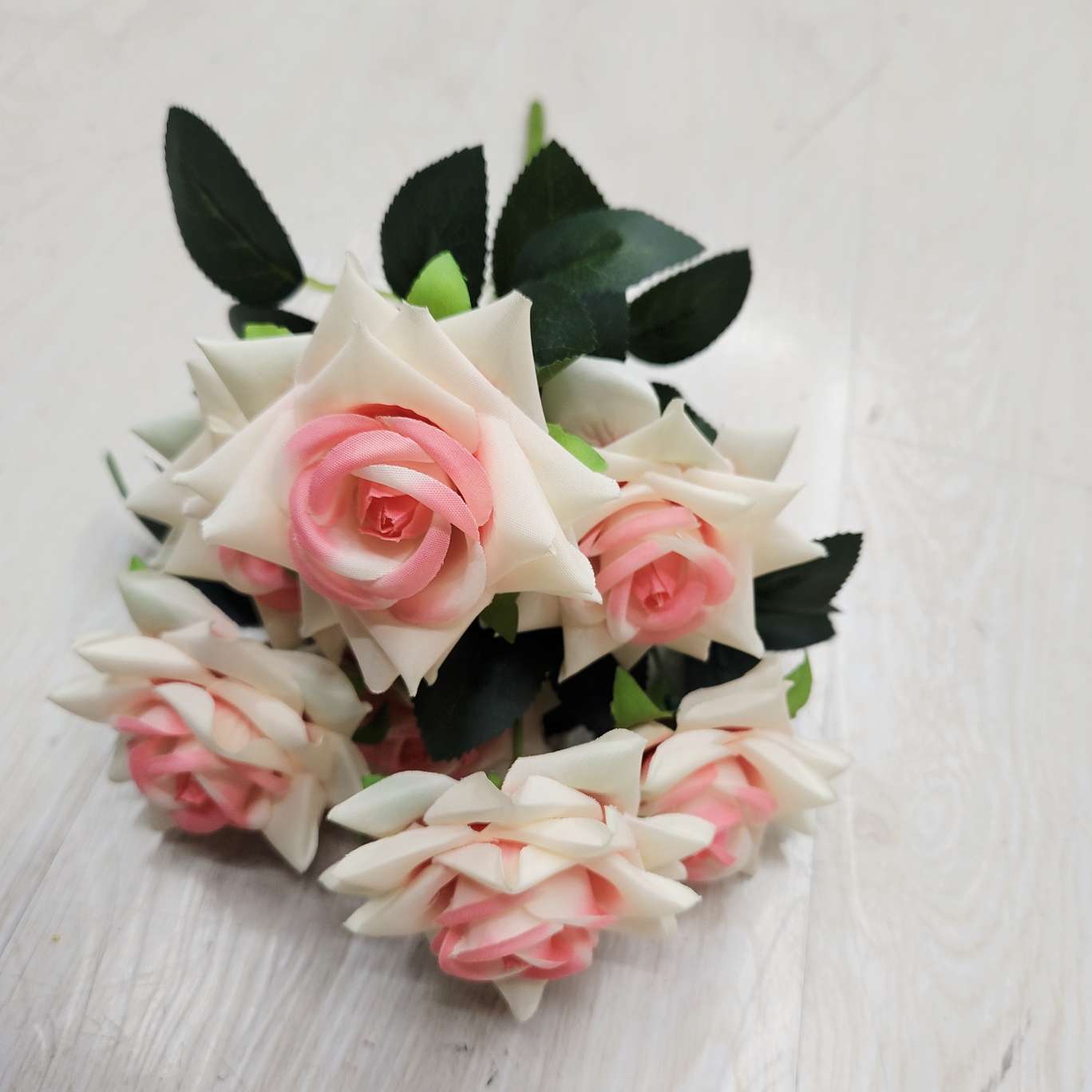 7-head 4-corner mid-rolled edge office simulation rose pole torch carnival night guide tool electroplated crochet bouquet cultural gardening decoration detail image 8
