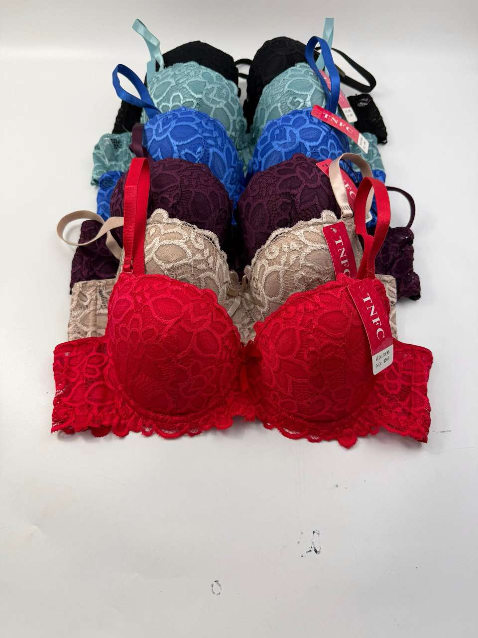 Special offer on large-sized bras for export undefined