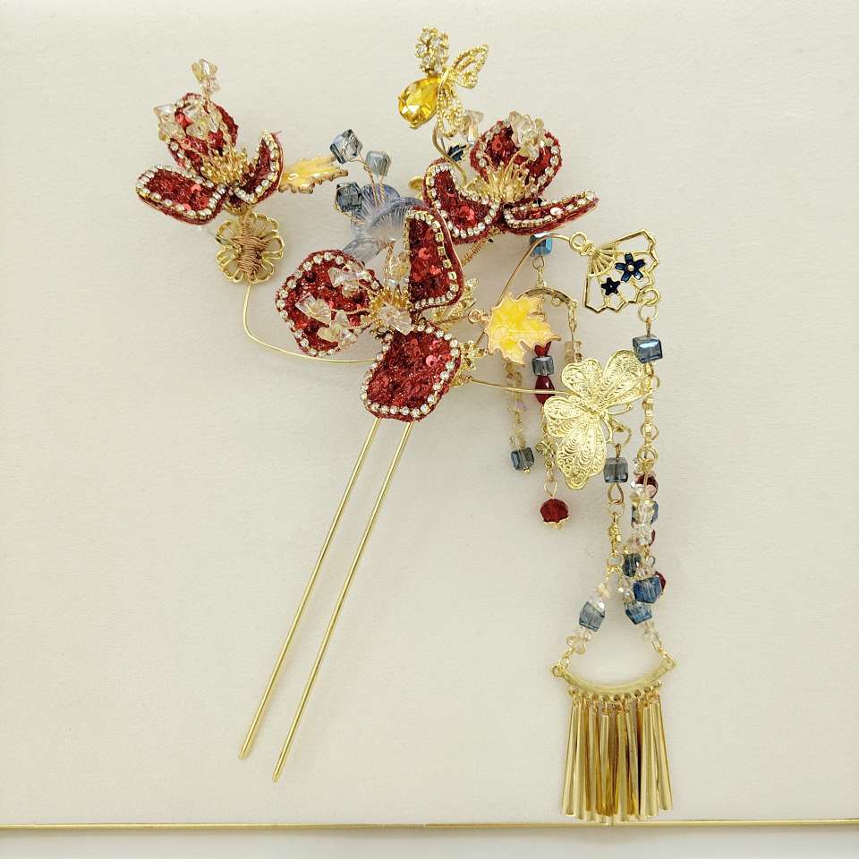 Vermilion flash hairpin, sweet girl 's Chinese style DNA has been activated ✨ vermilion series Chinese style hair accessory set of eight pieces Application Scenario