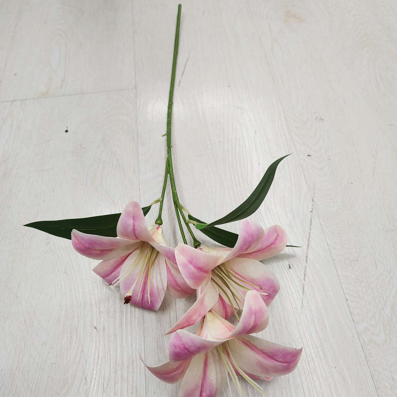 3头3D小百合办公文化仿真园艺花礼盒 毛线钩织簪花毛线花装饰品白底实物图