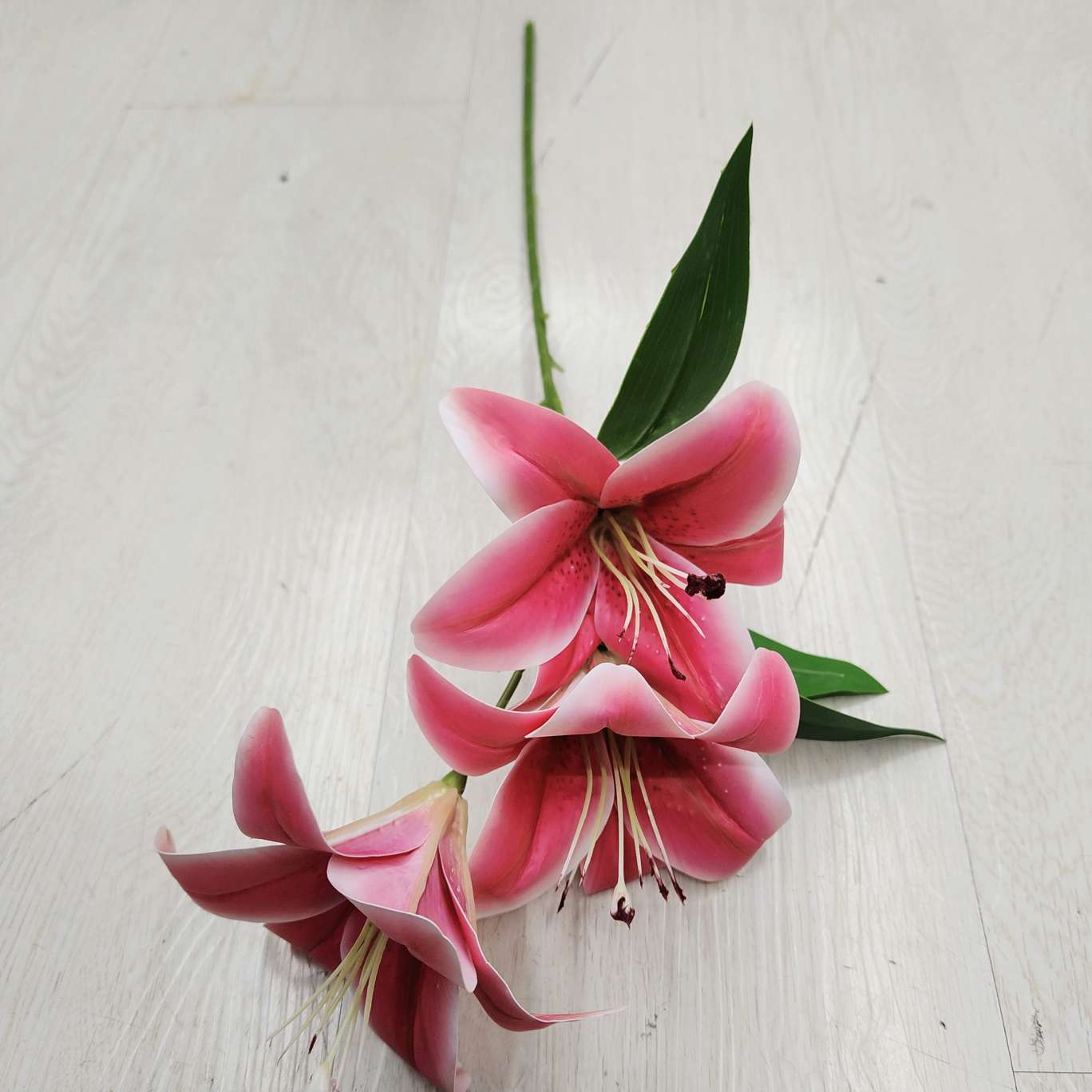 3头3D小百合办公文化仿真园艺花礼盒 毛线钩织簪花毛线花装饰品详情图3