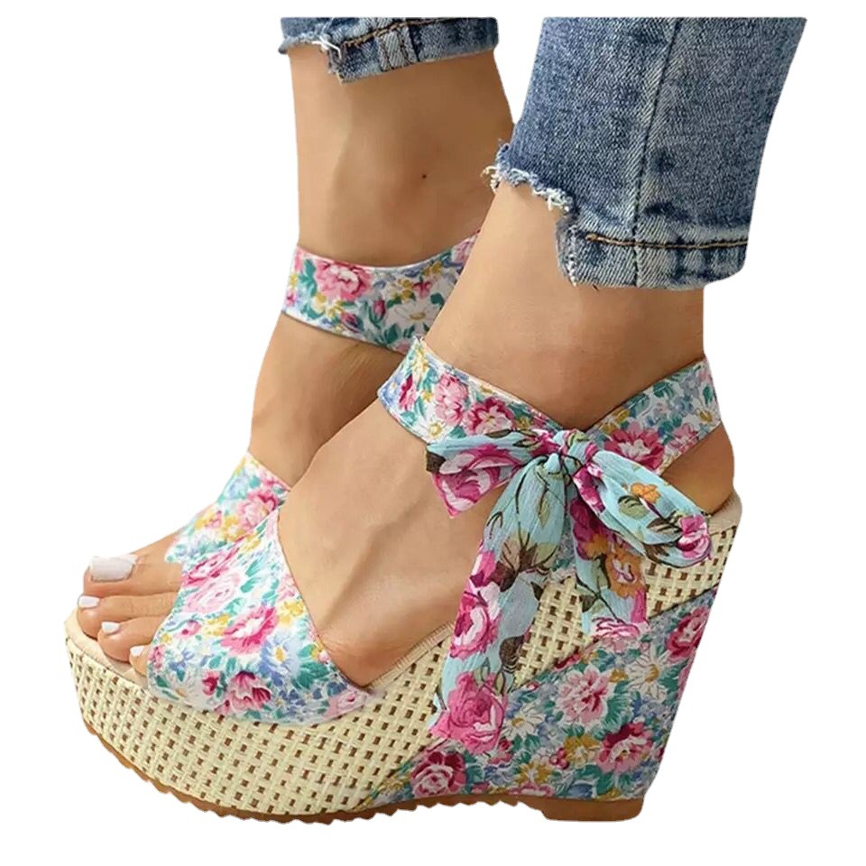 2022 Summer New style fashionable wedge heel fish-mouth women's sandals, high-heeled sandals for export, lace-up waterproof platform, thick-soled sandals Item Picture