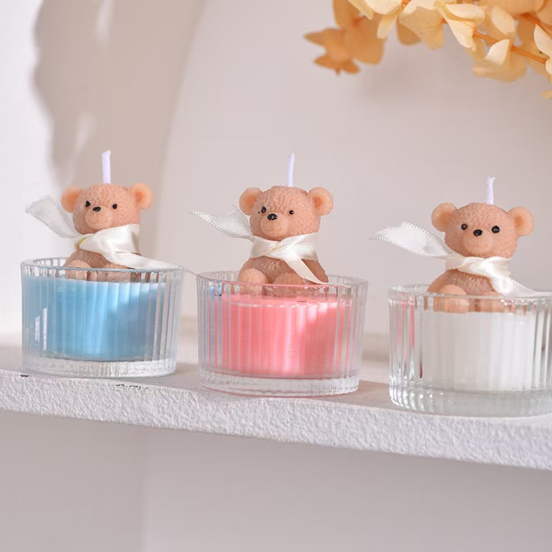 Cross-border cute bear scented candles as souvenirs for home decoration, tabletop ornaments, candle cups, bear scented candles Item Picture