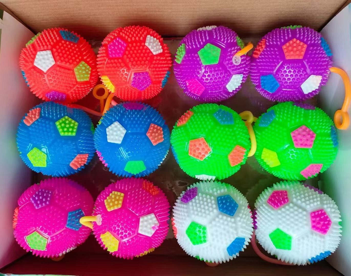 闪光带绳会响新款卡通高颜值足球  