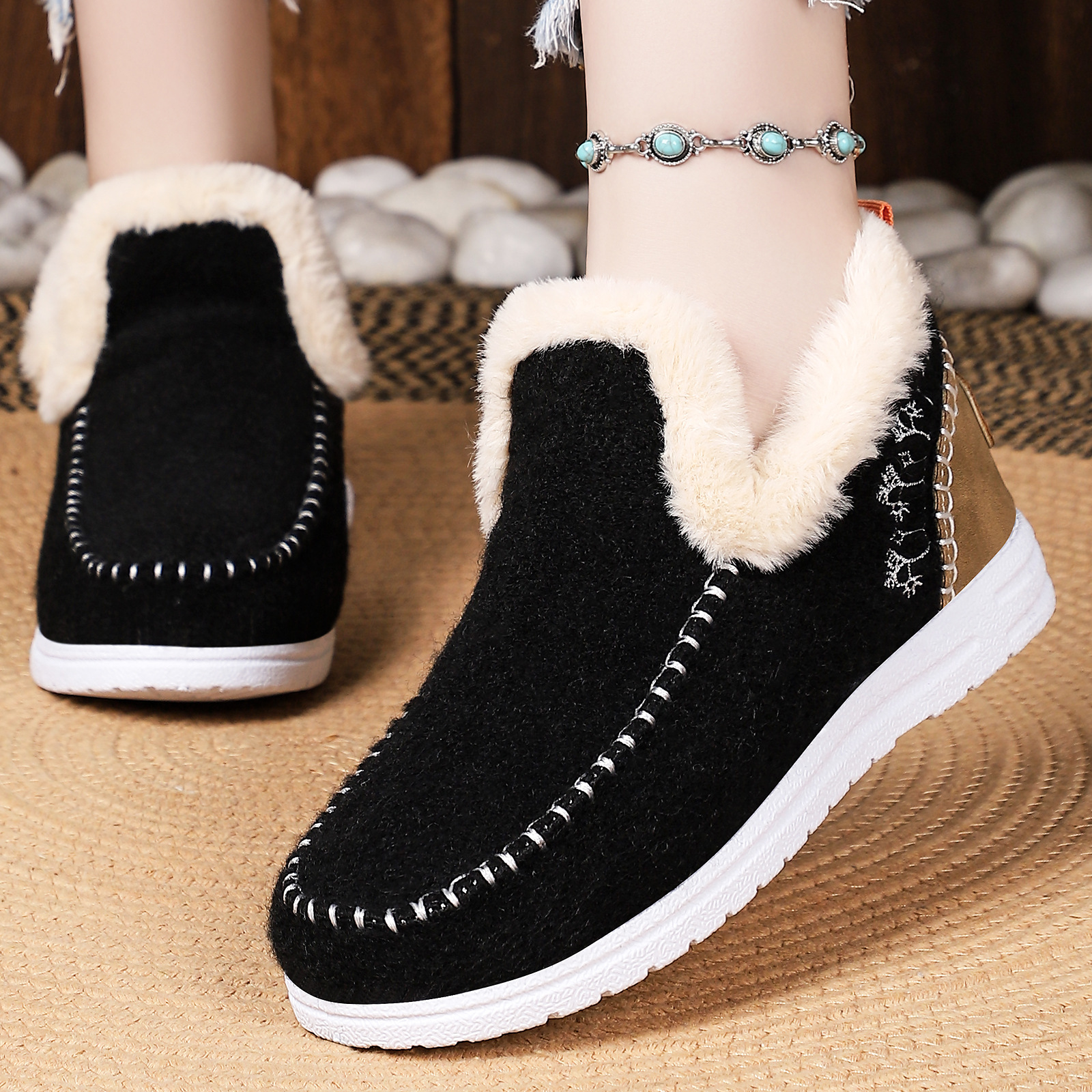 Winter new cross-border women's shoes, fleece and thickened snow boots, one-foot ankle boots, fashionable and warm cotton boots details Picture