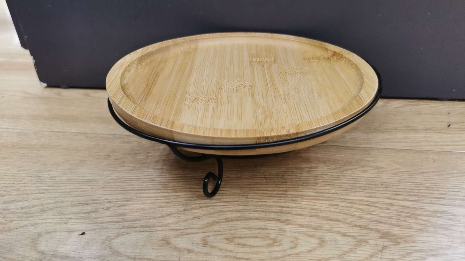 铁艺家居产品图