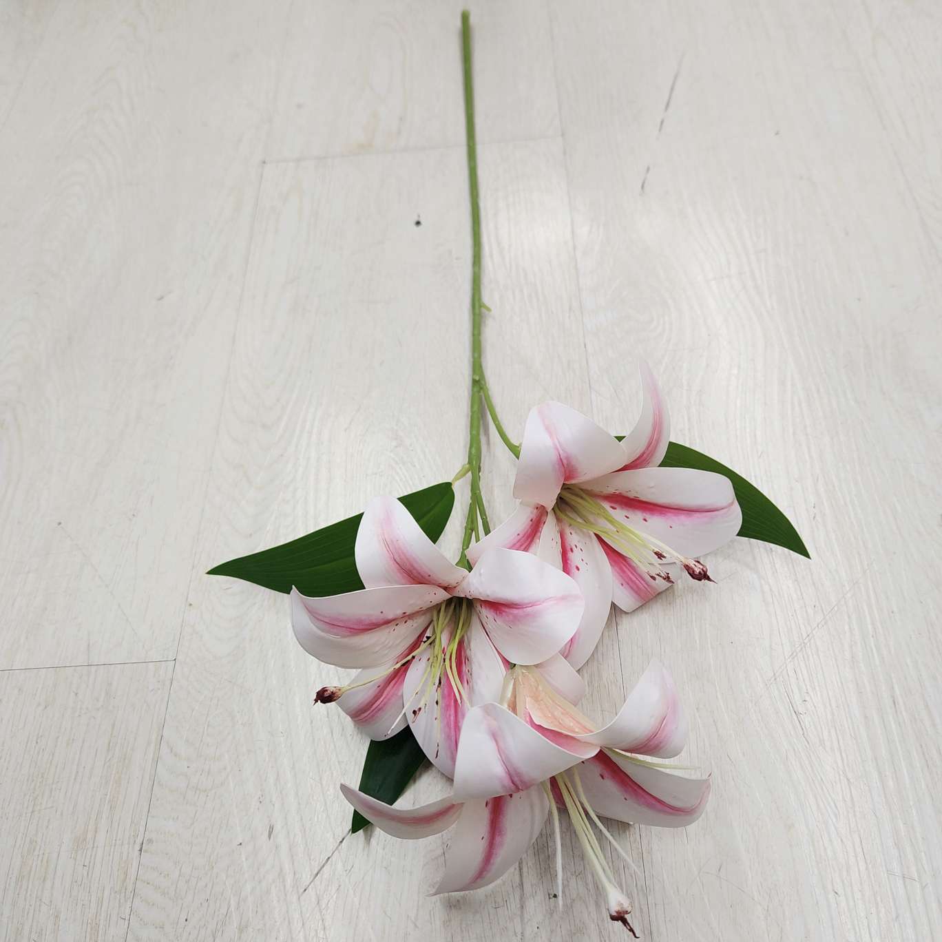 3头3D小百合办公文化仿真园艺花礼盒 毛线钩织簪花毛线花装饰品详情图2