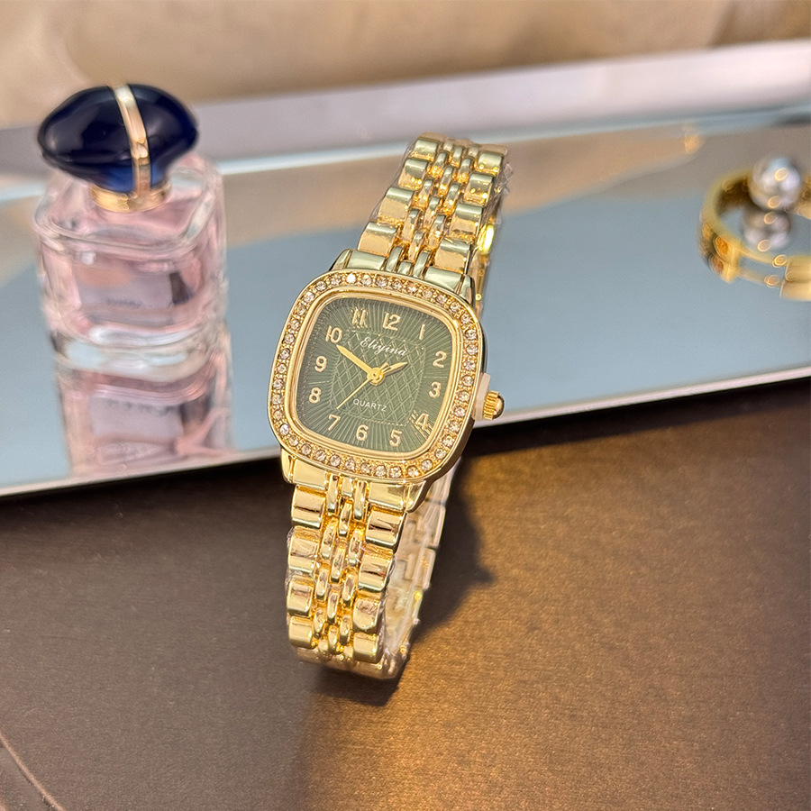 Ladies' fashionable steel band small square watch with embossed dial, cross-border quartz watch wholesale, foreign trade niche diamond-encrusted watch, women's best-selling watch detail image 2