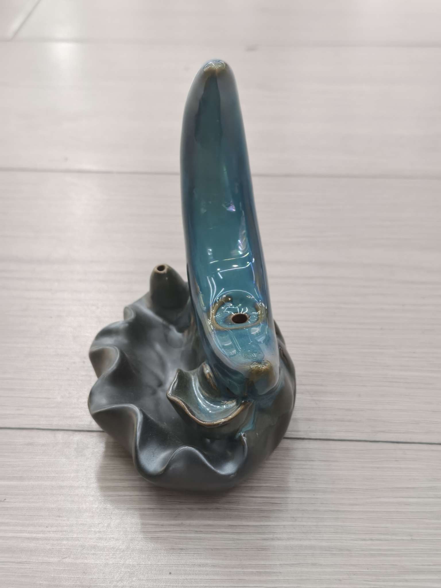 一件绿色工艺品陶瓷月亮倒流香香炉陶瓷摆件细节图