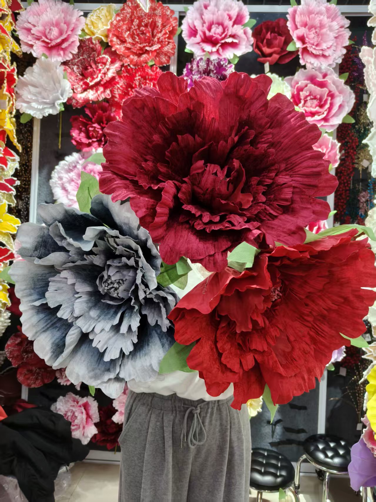 Wedding decoration faux velvet rose, large stage background arrangement, shopping mall window display dyed faux flowers Application Scenario
