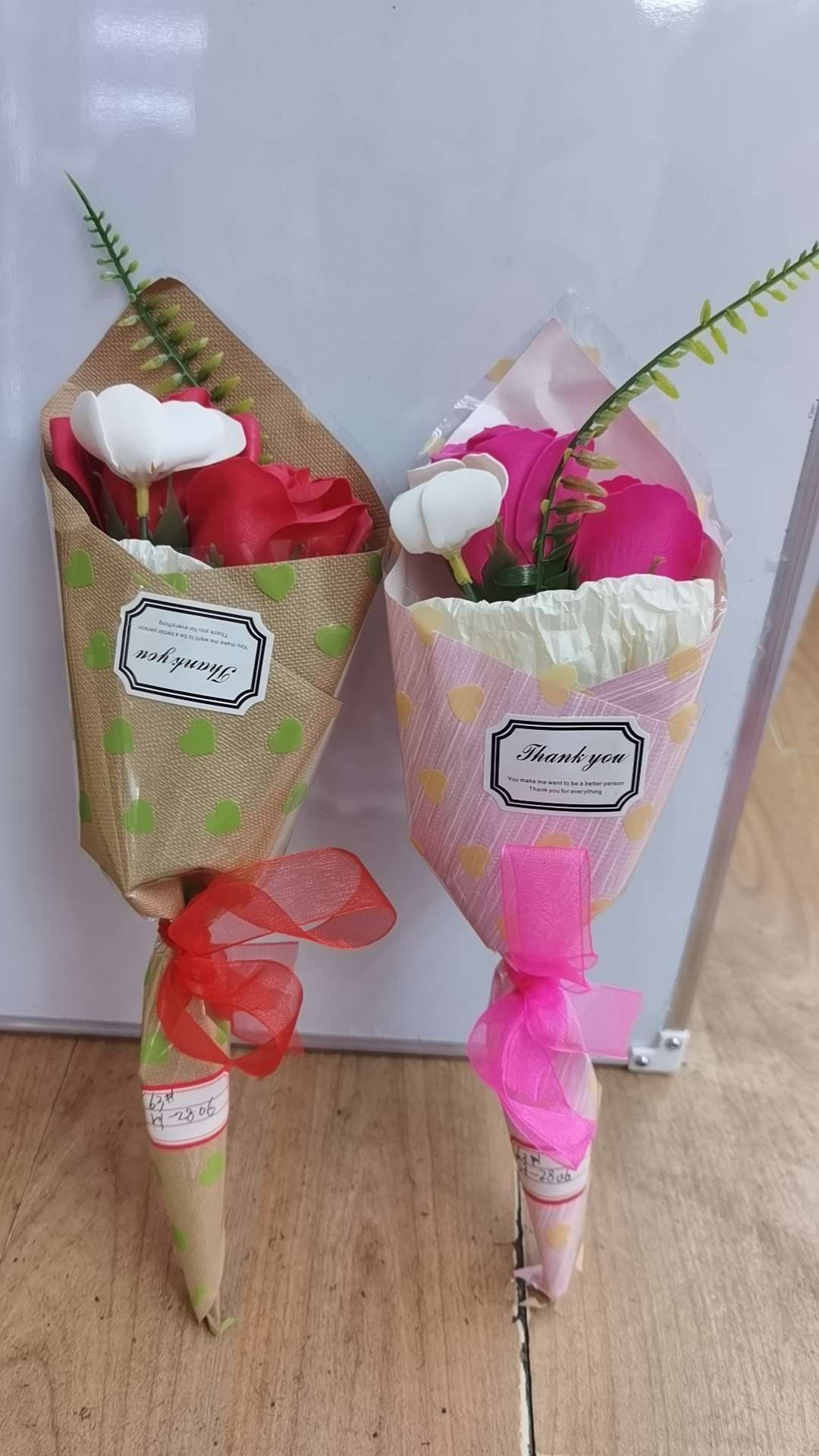 192束/仿真俩朵玫瑰花加草花束艺术花束工艺品