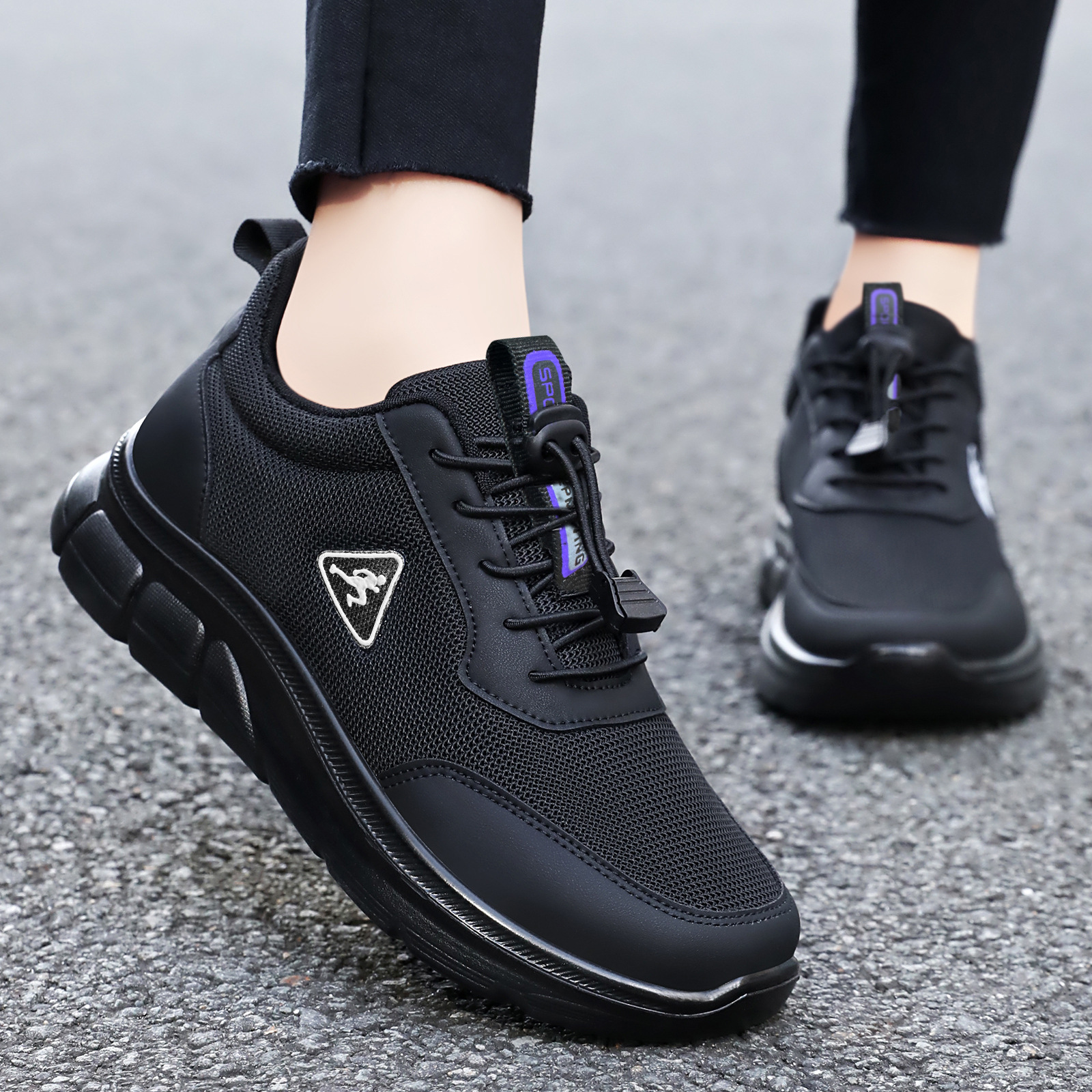 New women's shoes for autumn and winter, anti-slip thickened shoes for middle-aged and elderly people, soft-soled dynamic and casual shoes for mothers details Picture