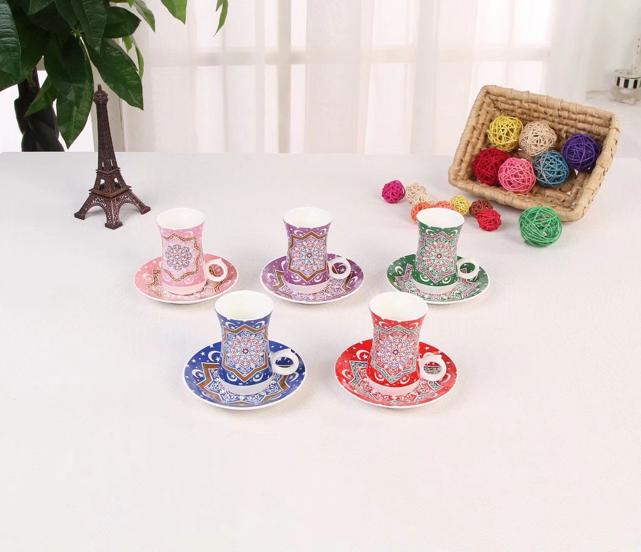 A Gift Box Set Of Six Cups And Six Plates Of Arabian Cups For The Middle East Ramadan Application Scenario