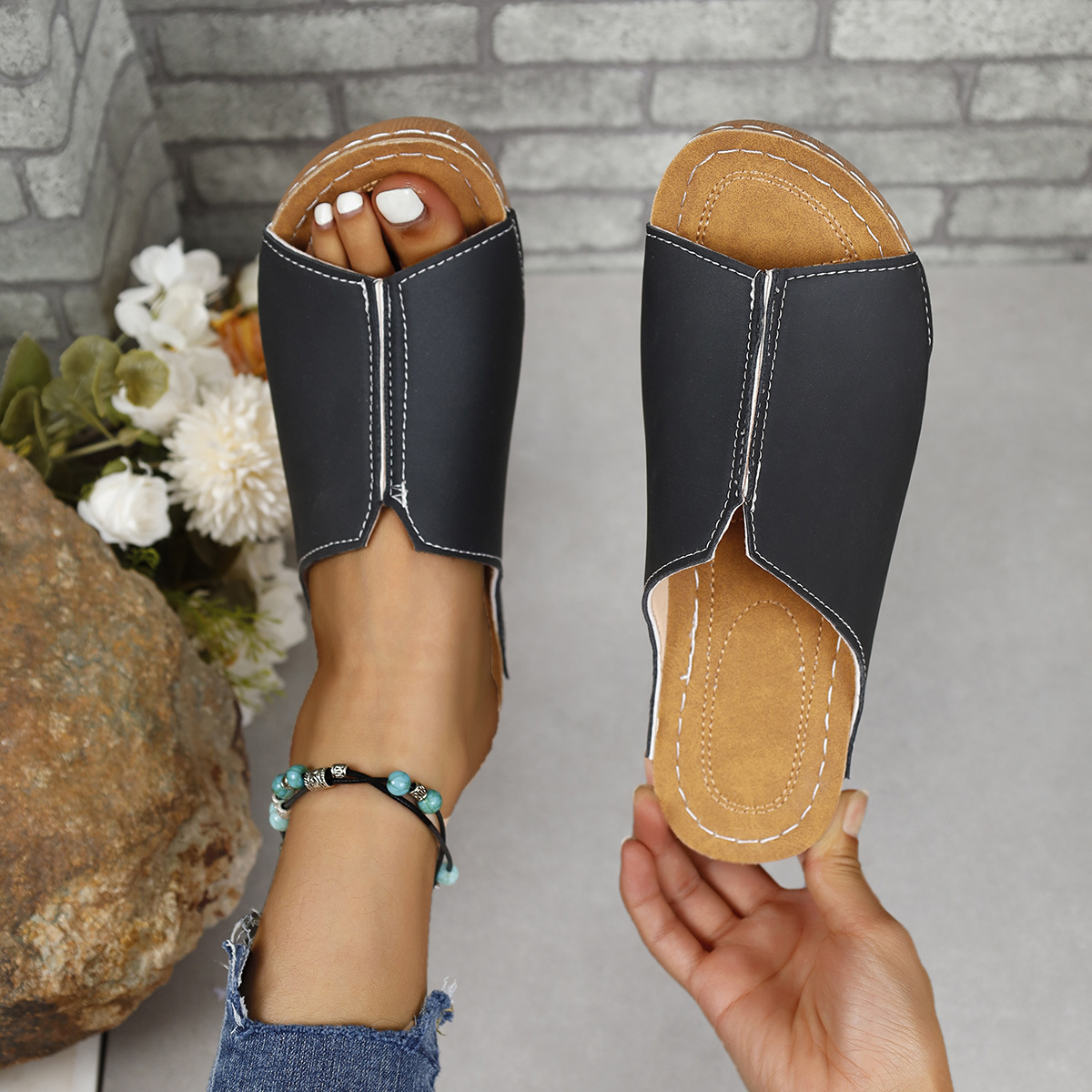 Cross-border foreign trade 2024 Spring/Summer Slope and fashionable, simple and lightweight, one-foot fish-mouth flip-flops for women Specification drawing