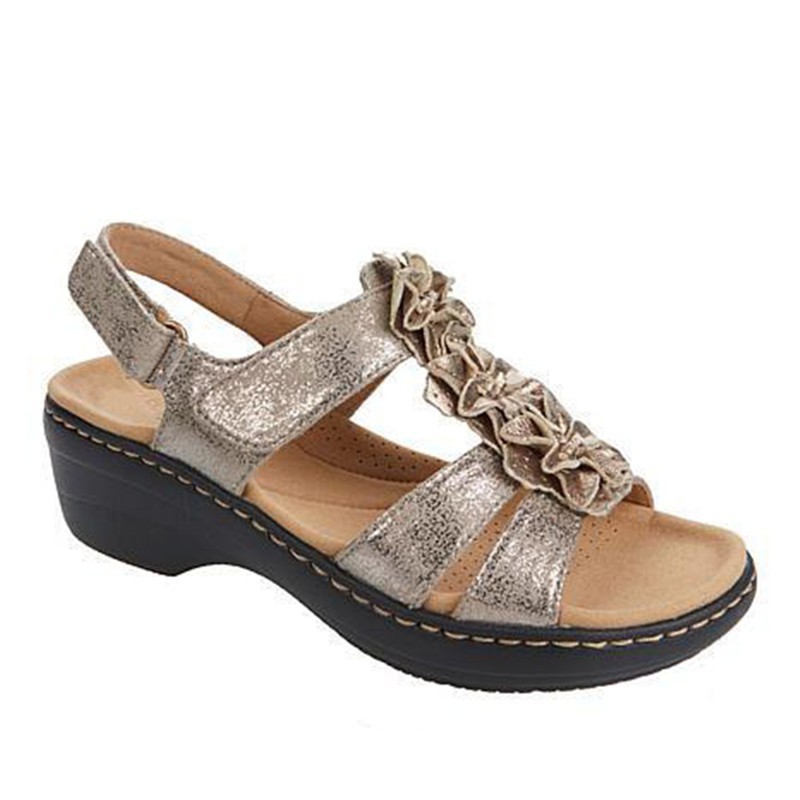 Summer 2022 new European and American floral women's sandals with hollowed-out wedge heels and fish-mouth casual flip-flops for women, size 43 details Picture