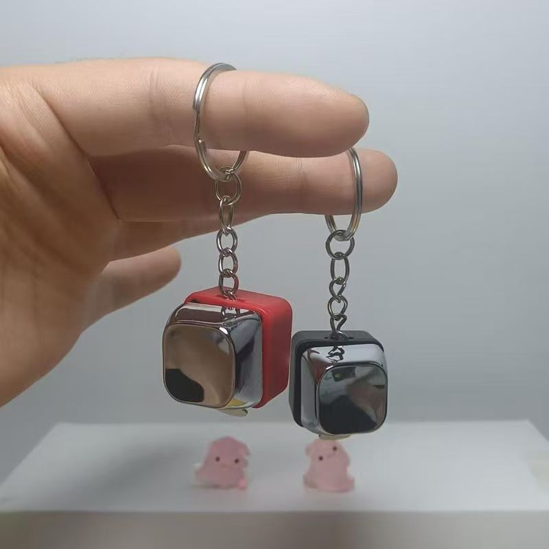 电人按键整蛊玩具触电整人电击按键钥匙扣挂件整蛊玩具详情图2