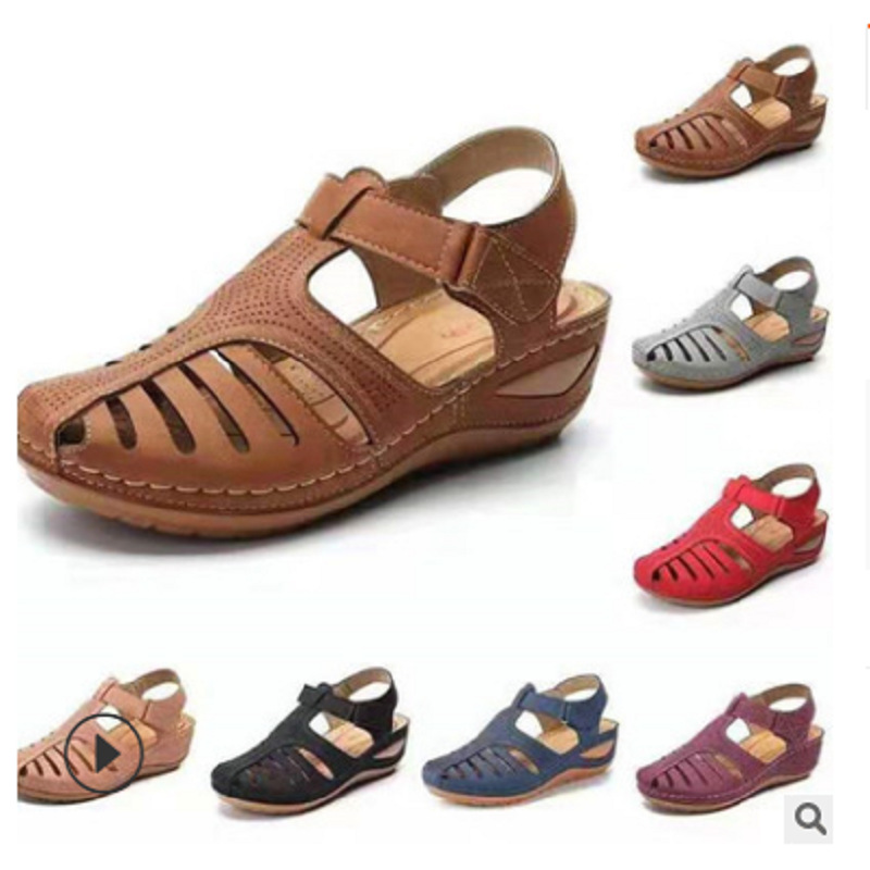 Cross-border foreign trade flip-flops for women 2022 New style Roman-style wedge heel solid color large size round toe hole sandals for women full figure