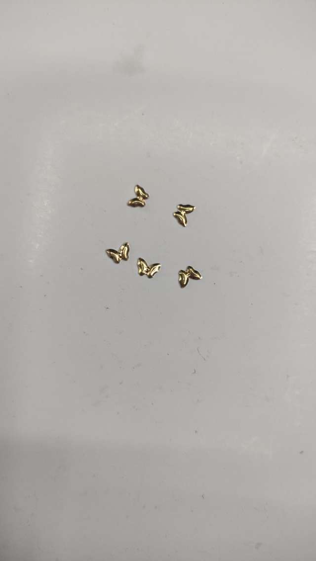 时尚饰品配件多款精选百搭装饰品配件多样选择丰富款式适合搭配潮流风格