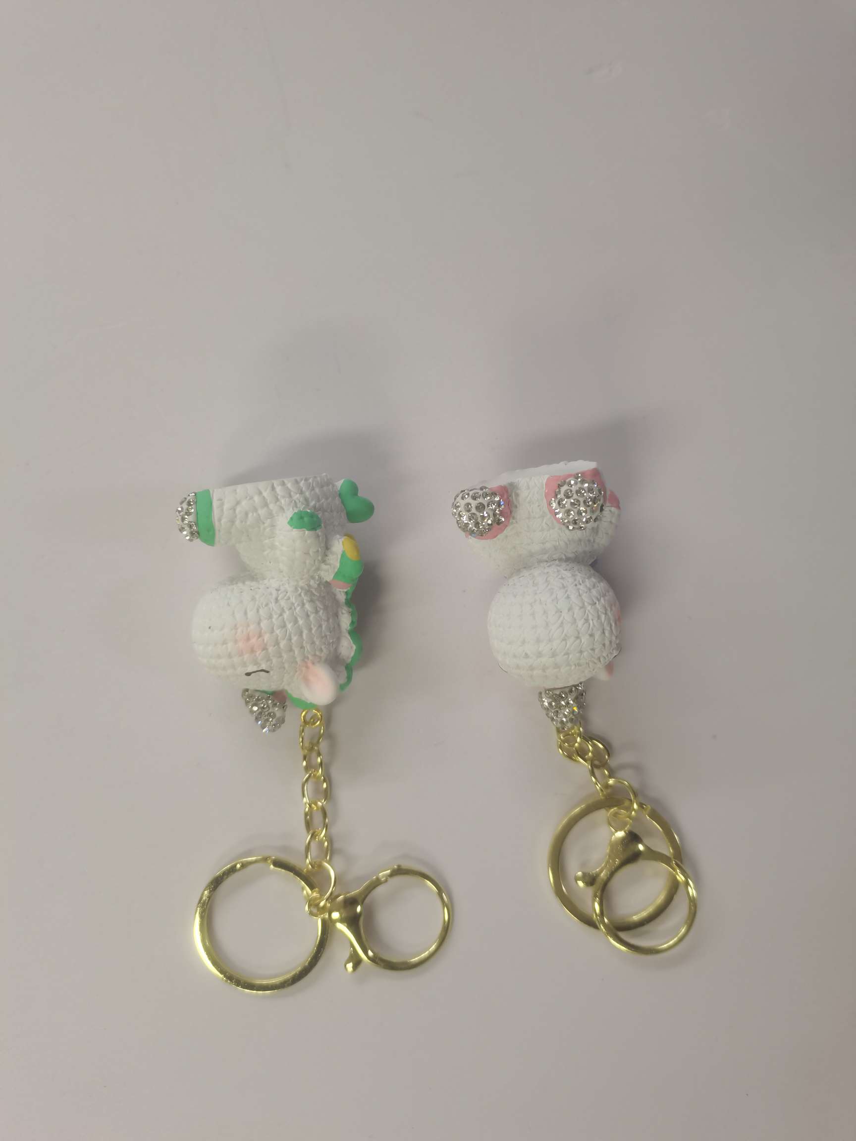 独角兽陶泥镶钻钥匙挂饰品挂饰扁平钥匙圈钥匙扣时尚创意个性礼品