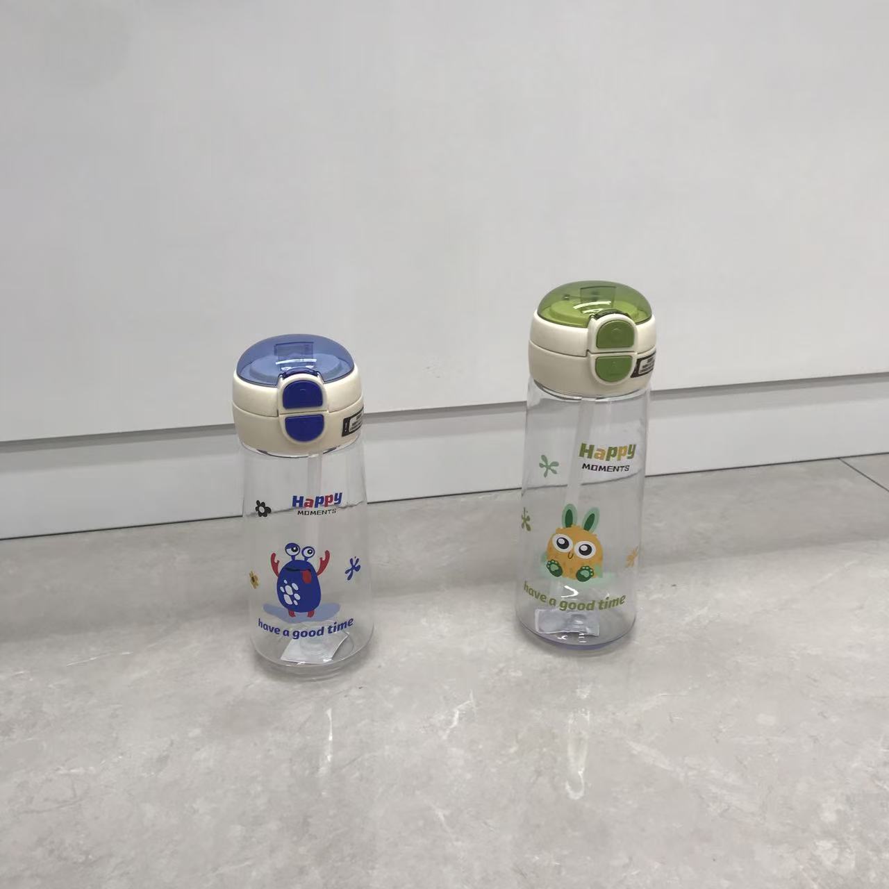 卡通形象吸管杯 学生便携防漏水杯 国漫IP大容量耐摔创意随手杯详情4