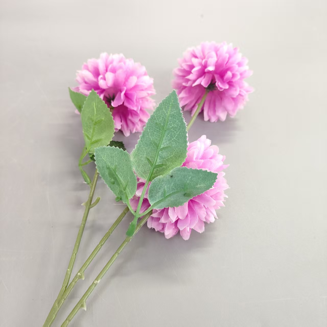 单支三头球菊仿真花假花 婚庆装饰用品家居客厅餐厅桌面插花白底实物图