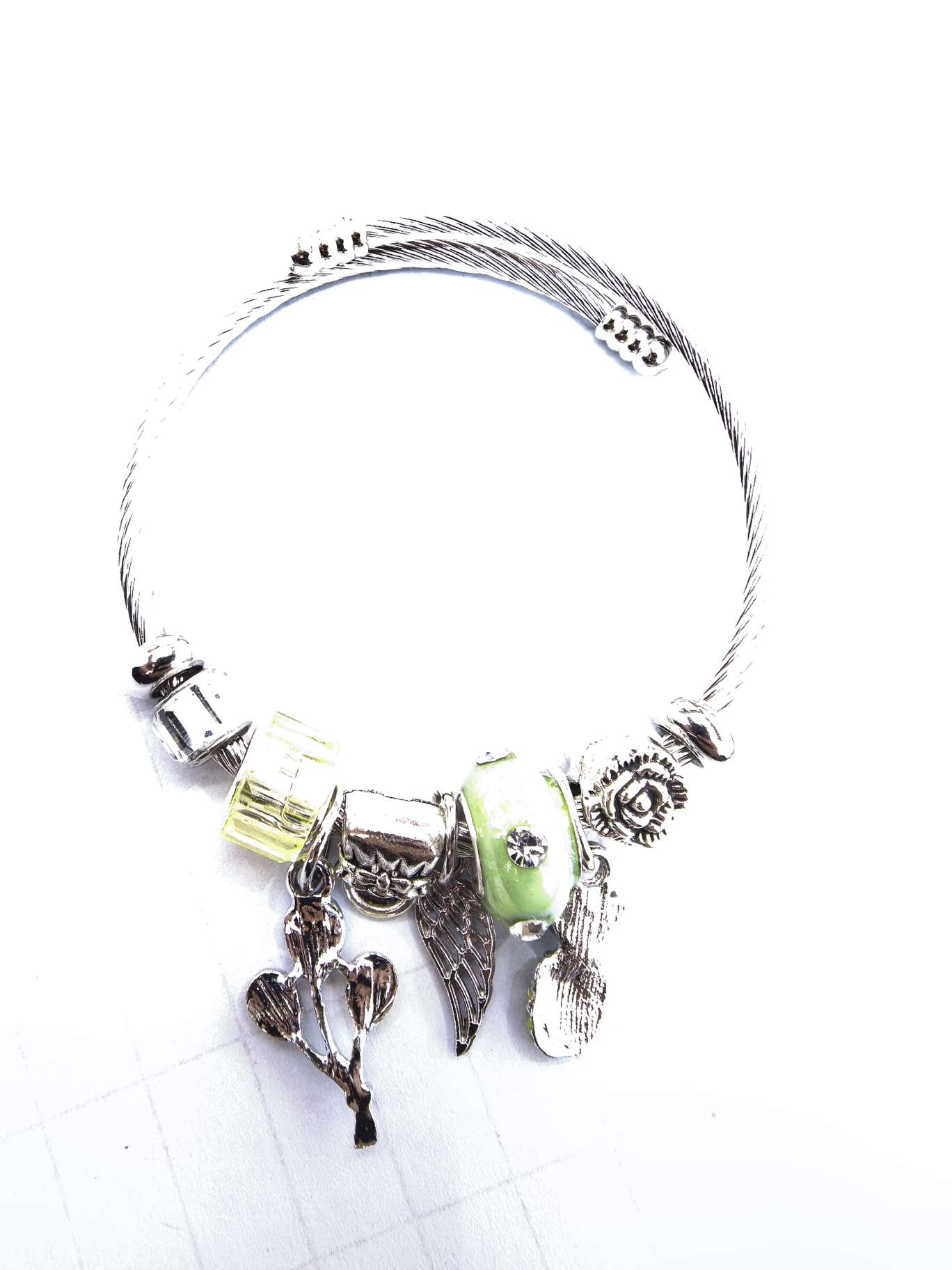 菠萝挂件 羽毛挂件 不锈钢手链 钢色手链 可做金色 颜色可以定做 