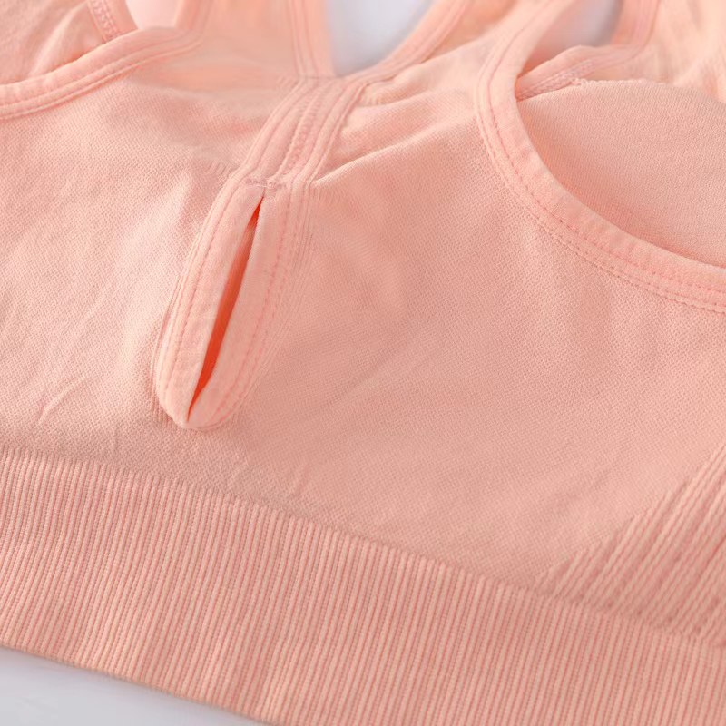 Seamless back-fitting underwear sportswear undefined