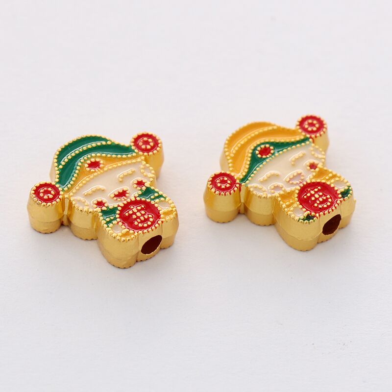 Oil-dripping matte money bag, gourd auspicious cloud, wealth and good fortune, hand-woven diy jewelry bracelet, necklace pendant Application Scenario