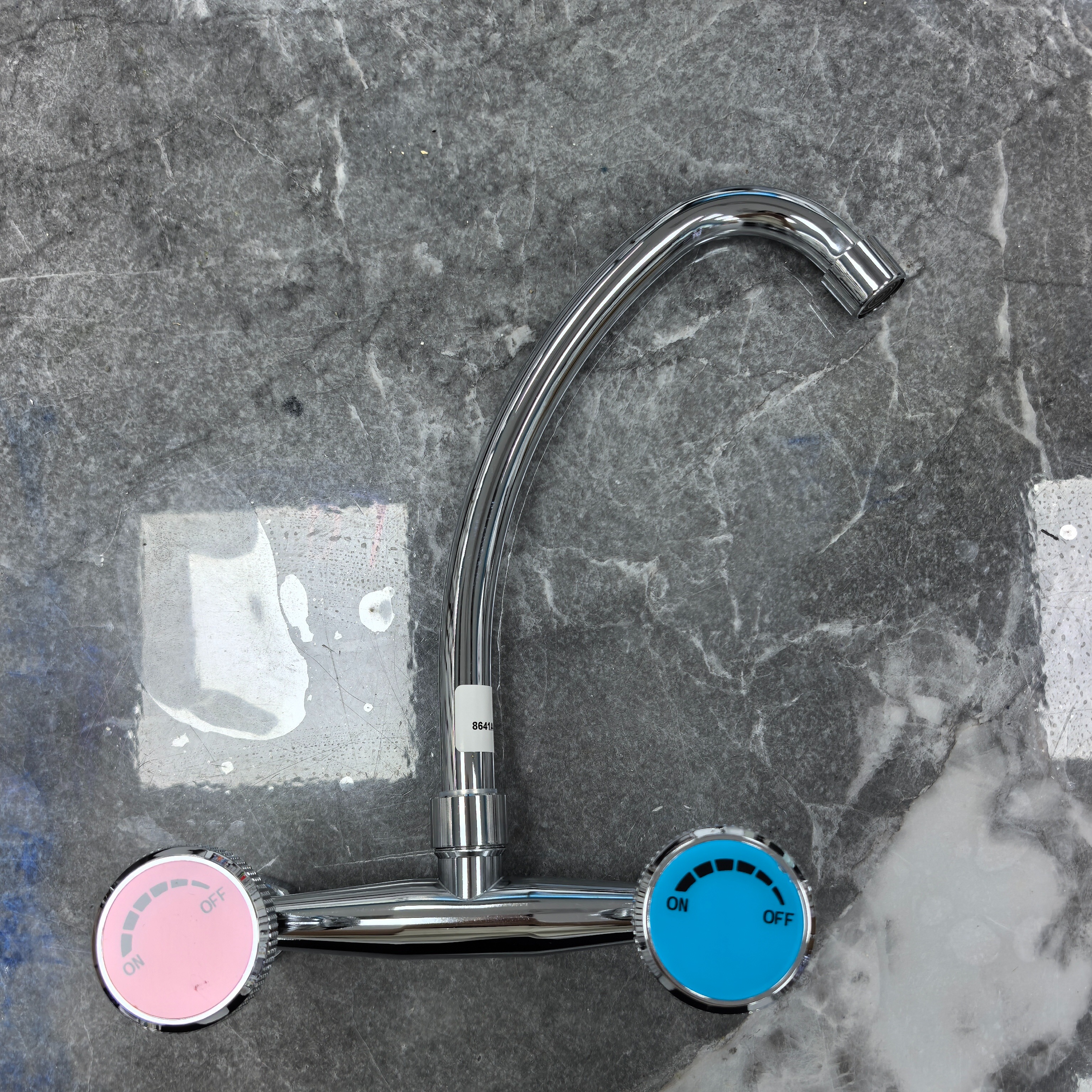 RR-SLT117, zinc alloy five-way kitchen sink faucet, copper valve core, electroplated plastic handwheel, SS201 vertical pipe, with decorative cover full figure