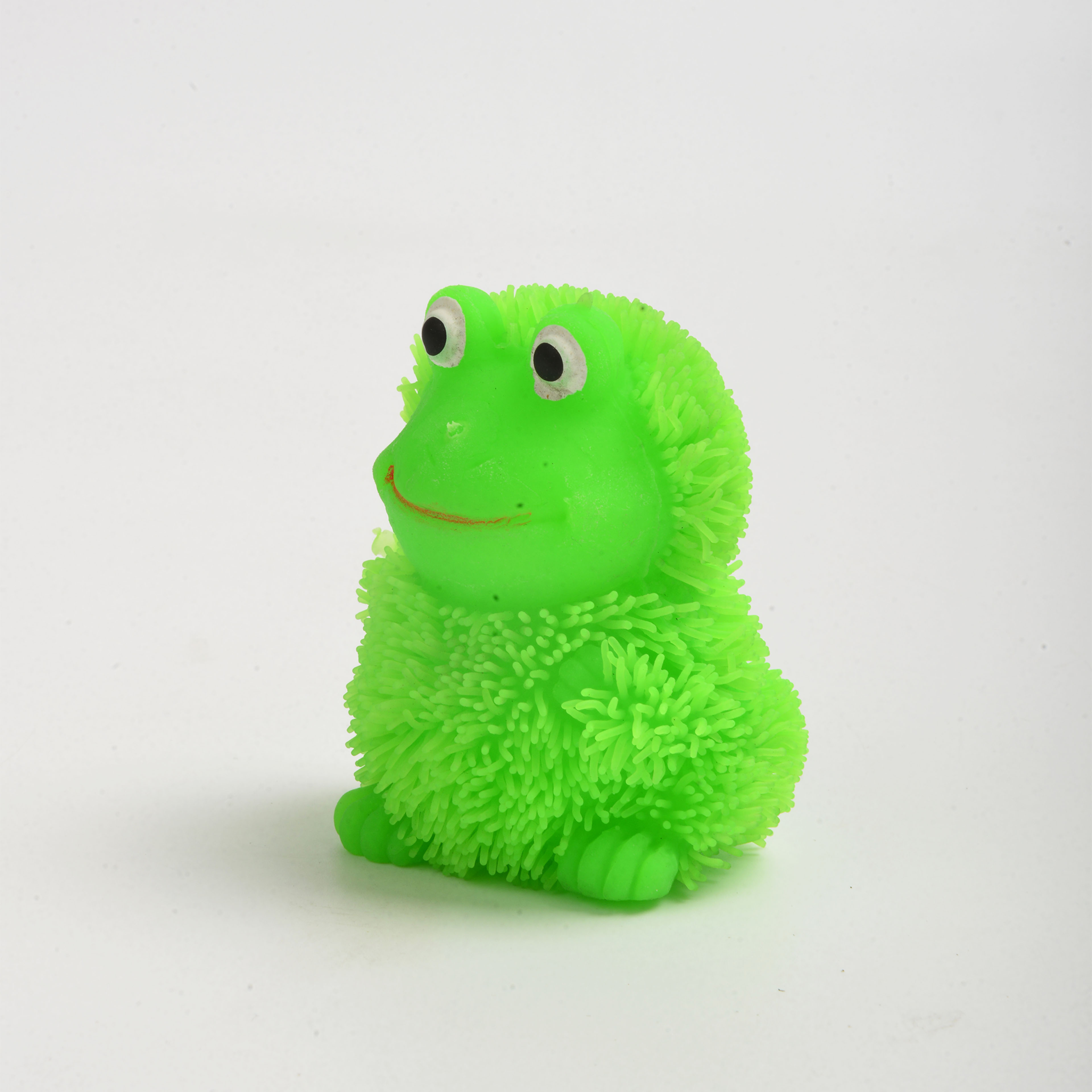Hot-selling YOYO Frog Glow Stress-Relief Little Frog Popular Fun Fuzzy Ball Children's Toy TPR Soft Rubber Animal Application Scenario