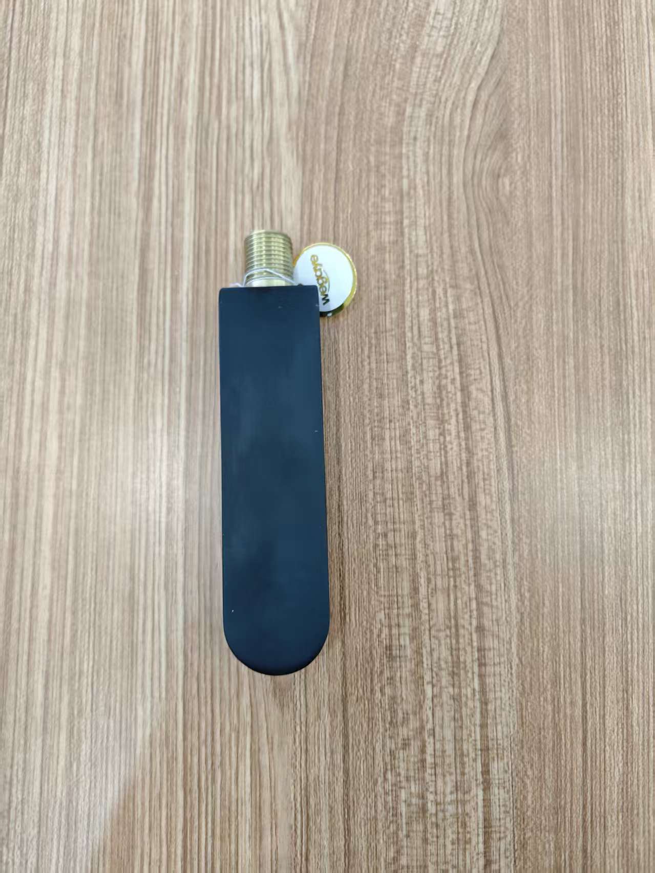 面盆龙头实物图