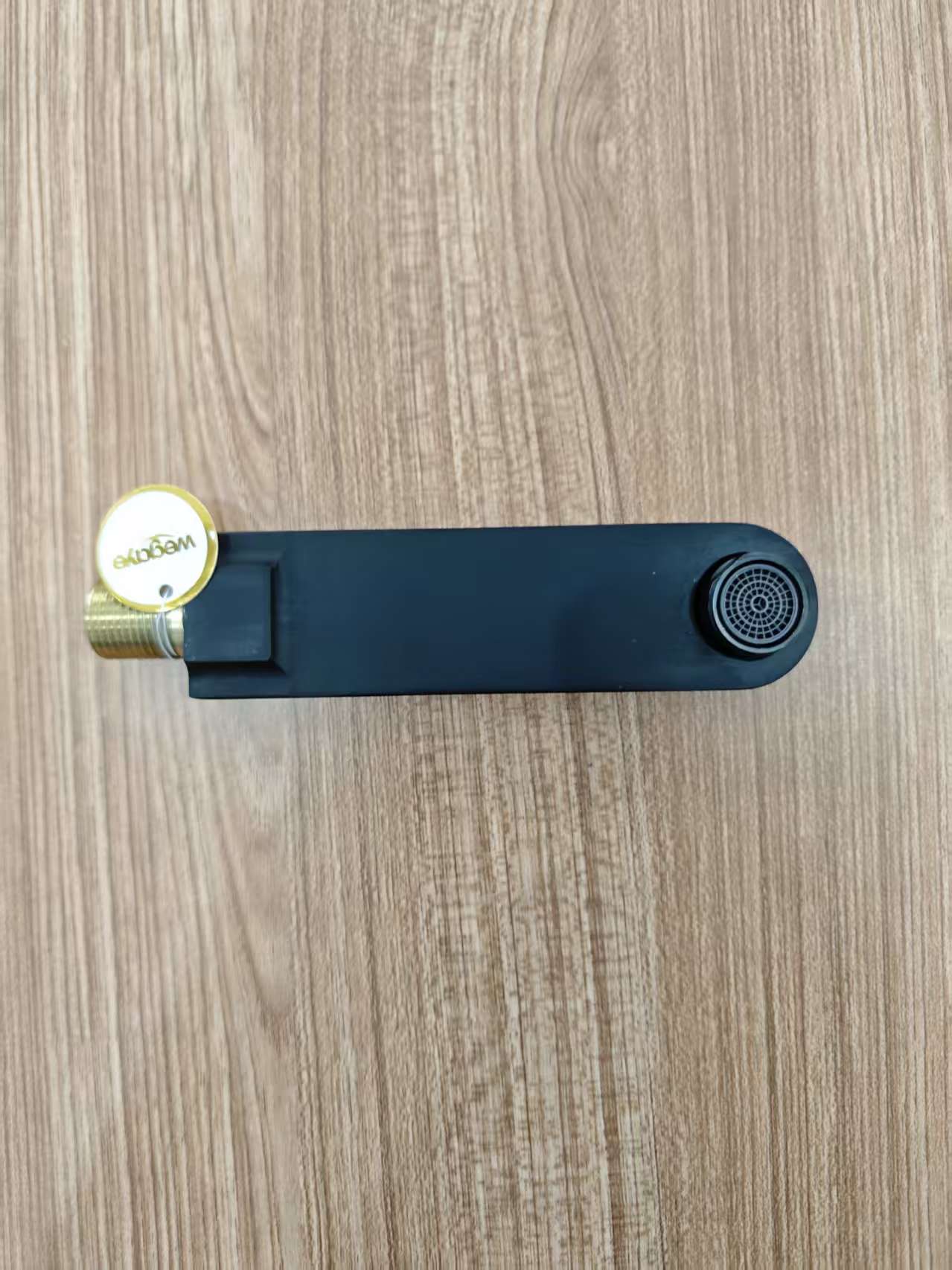 水龙头/意大利水龙头/盆子/加热水龙头/不锈钢电热水龙头产品图