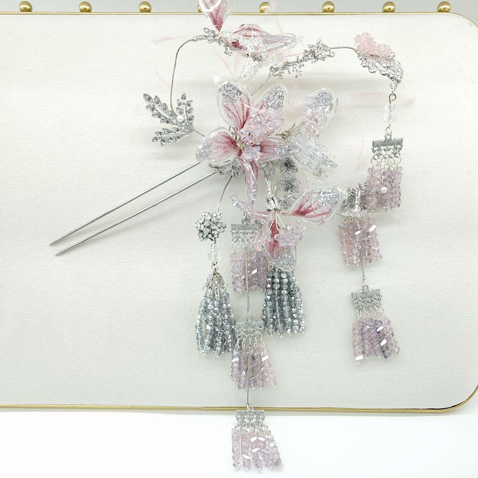 【 Pink Butterfly Fairy Hairpin 】 Transparent gauze butterfly wing Hanfu hair accessory, silver diamond tassels, dynamic ancient-style headwear details Picture