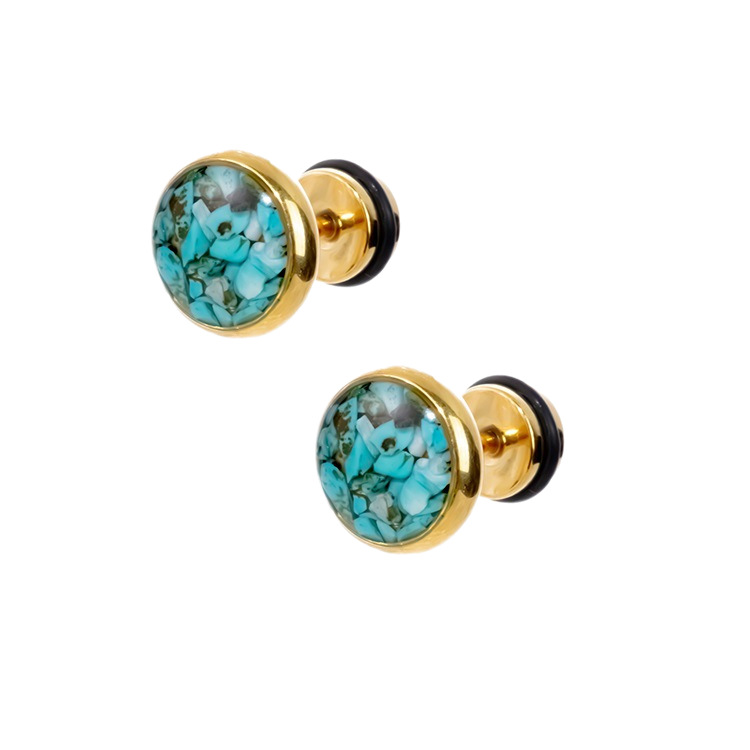 Changsheng Jewelry's turquoise earrings are fashionable and stylish. The stainless steel and light luxury style are suitable for daily wear Application Scenario