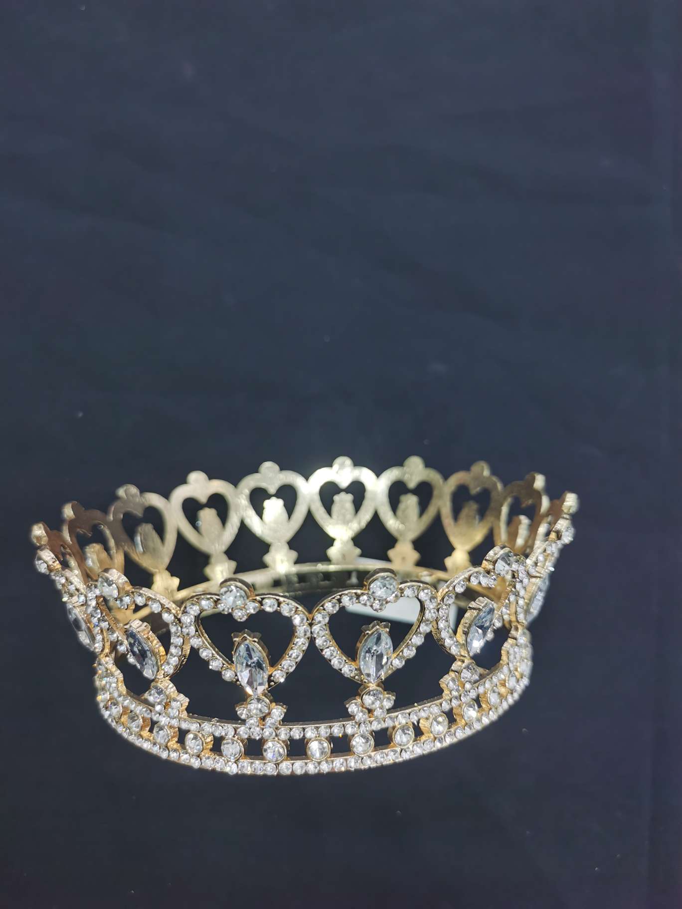 Crown bridal headdress details Picture