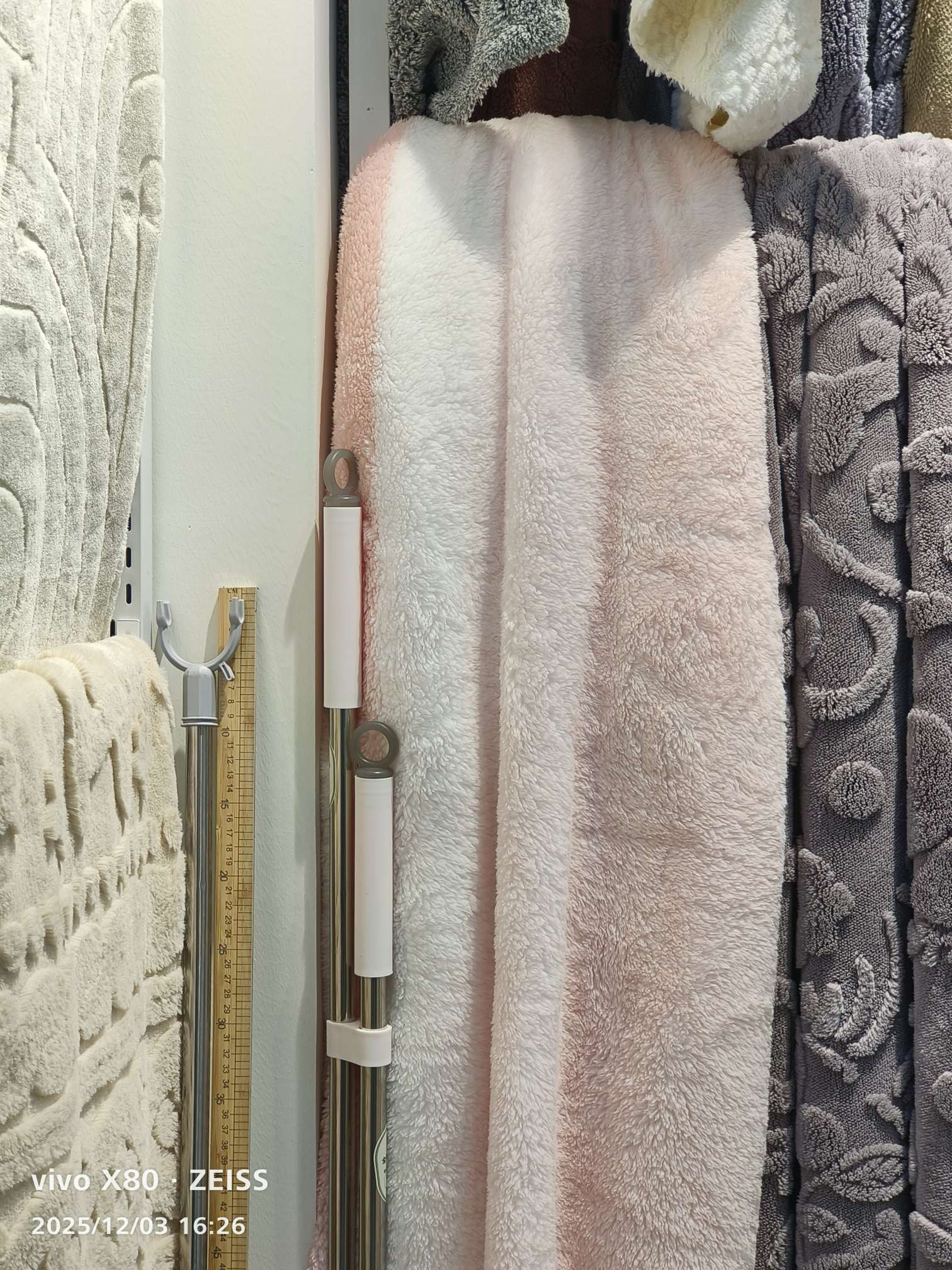 Textile and leather blended interwoven fabric, cotton and wool blended fabric, soft hand feel, multi-purpose clothing fabric material, pajama fabric