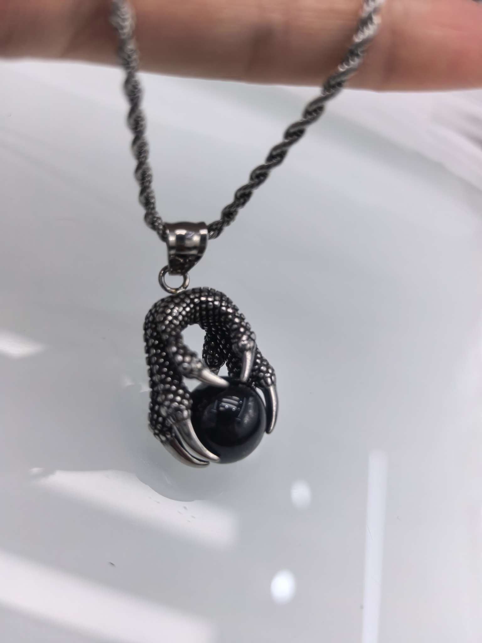 不锈钢暗黑风潮流酷炫欧美男女主吊坠饰品细节图