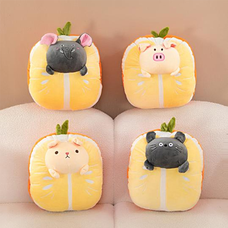 Children's cartoon and anime-related latex neck pillows, cute plush hand warmers, cartoon square travel cars, high-speed trains, planes, travel and tourism pillows, nap memory foam, plain neck protection pillows, elastic plush cubic memory foam U-pillows, U-shaped pillows Specification image