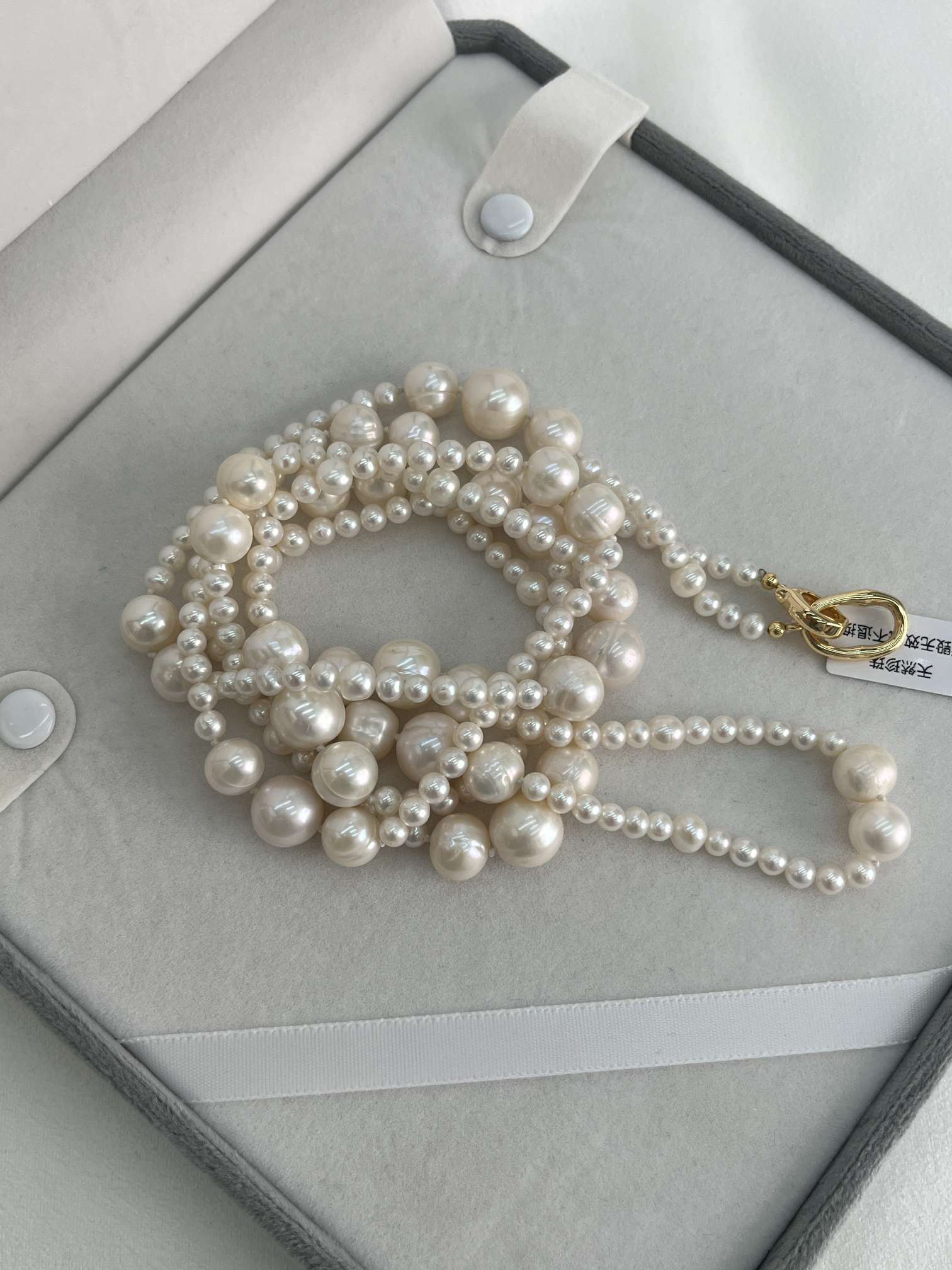 120cm multi-layer natural pearl sweater chain with fashionable design, multiple ways to wear Item Picture